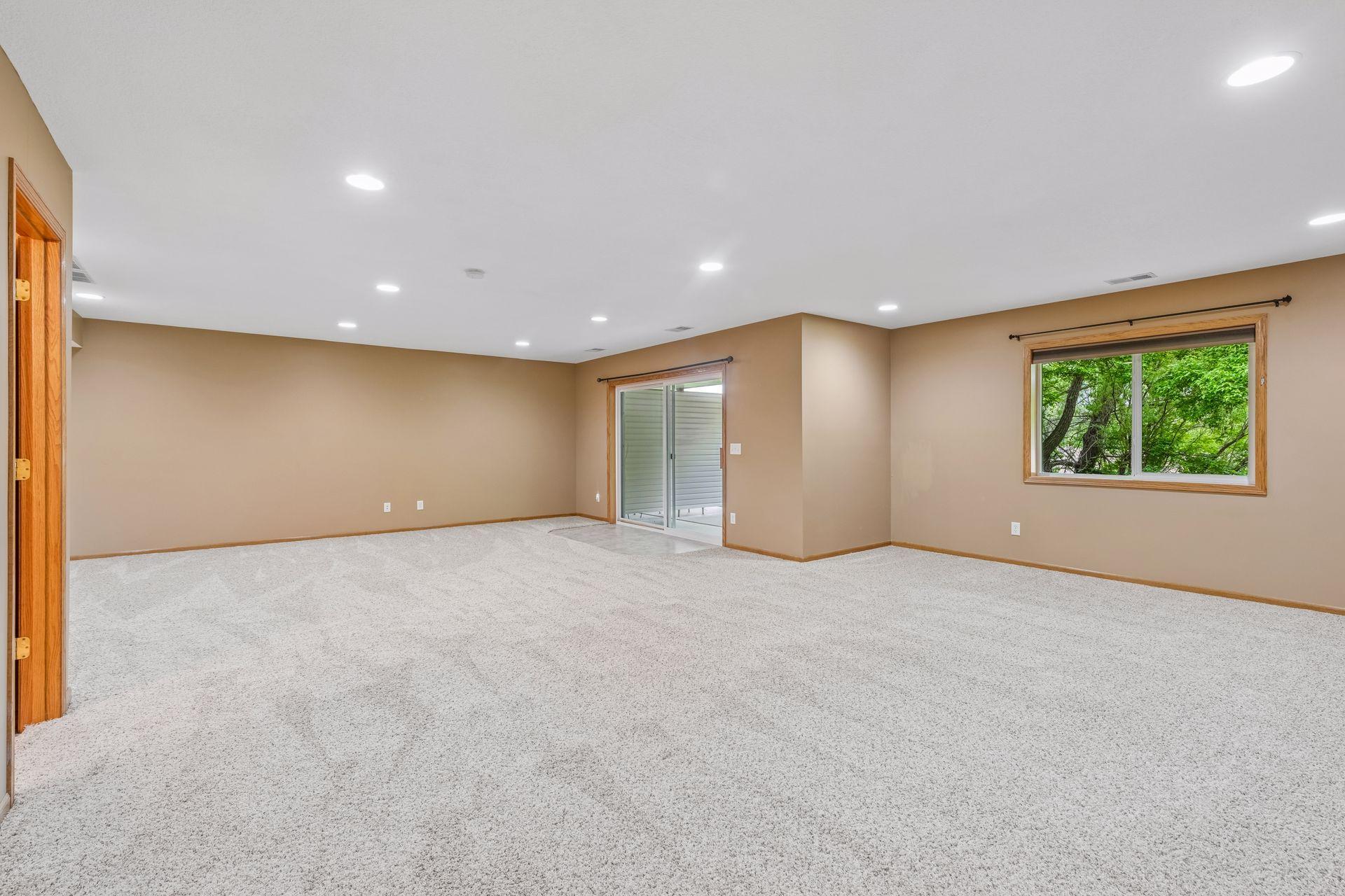 464 Meadow Lane