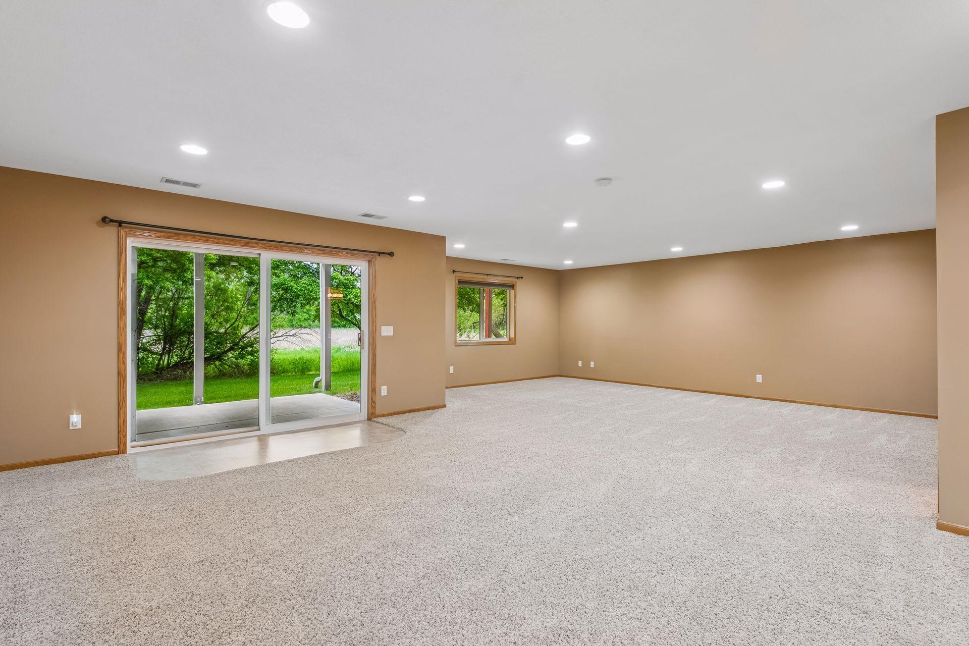 464 Meadow Lane