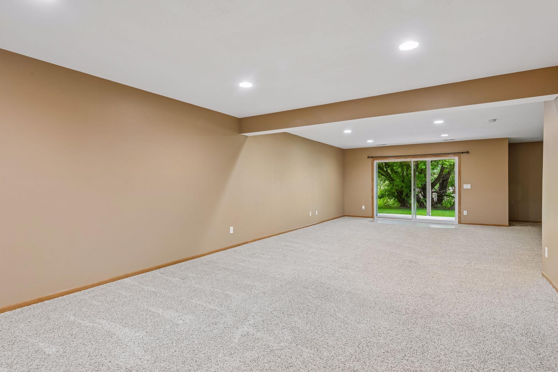 464 Meadow Lane