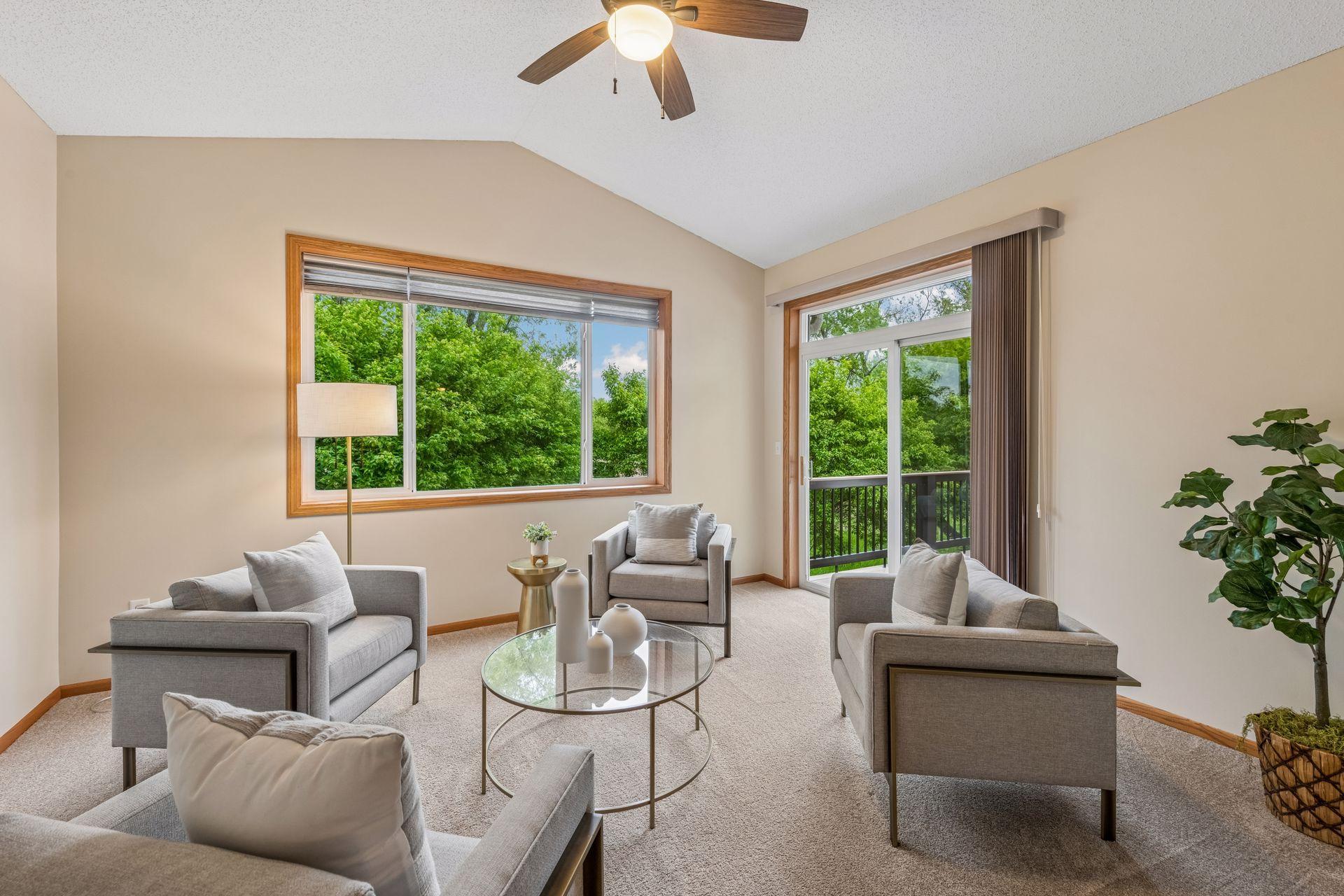 464 Meadow Lane
