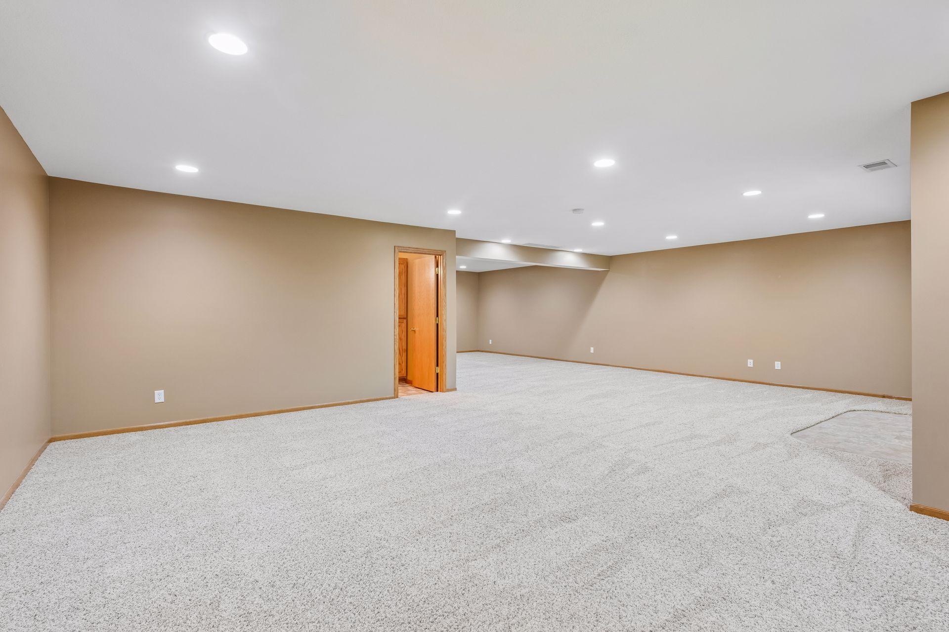 464 Meadow Lane