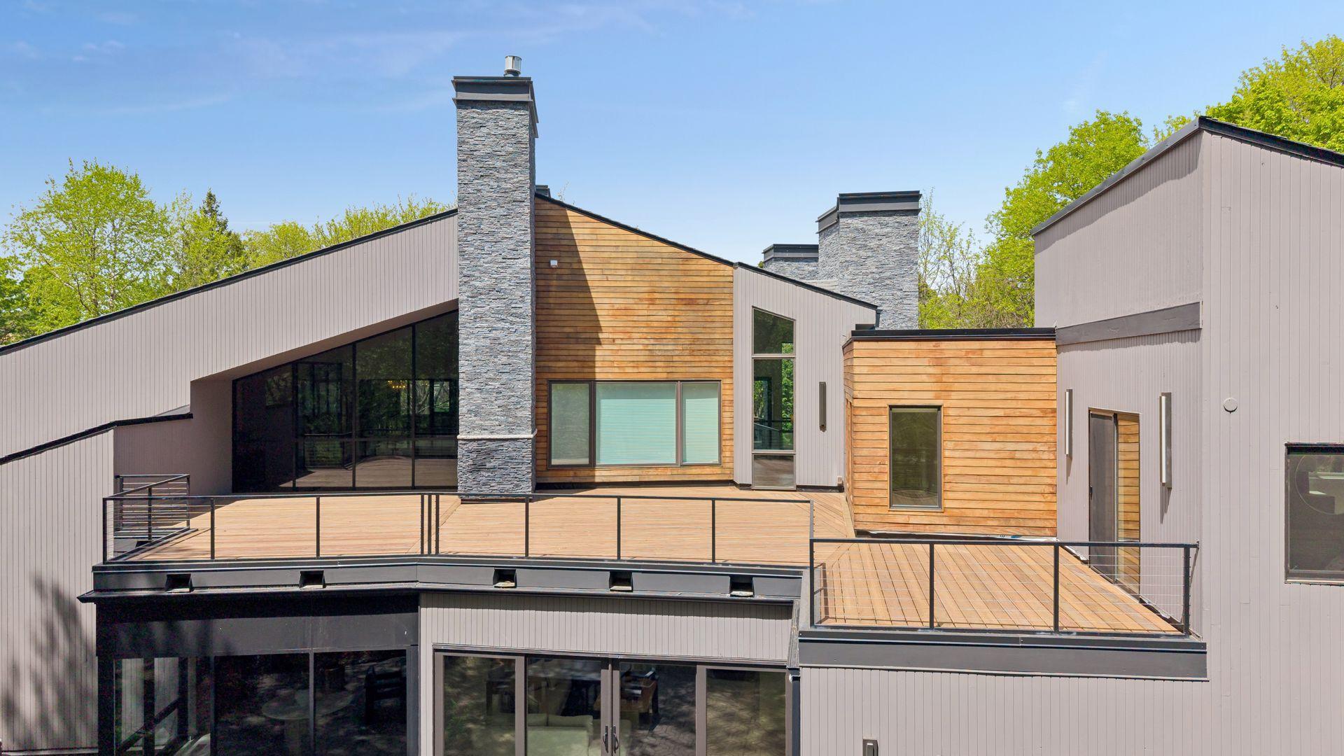 45 Clay Cliffe Drive