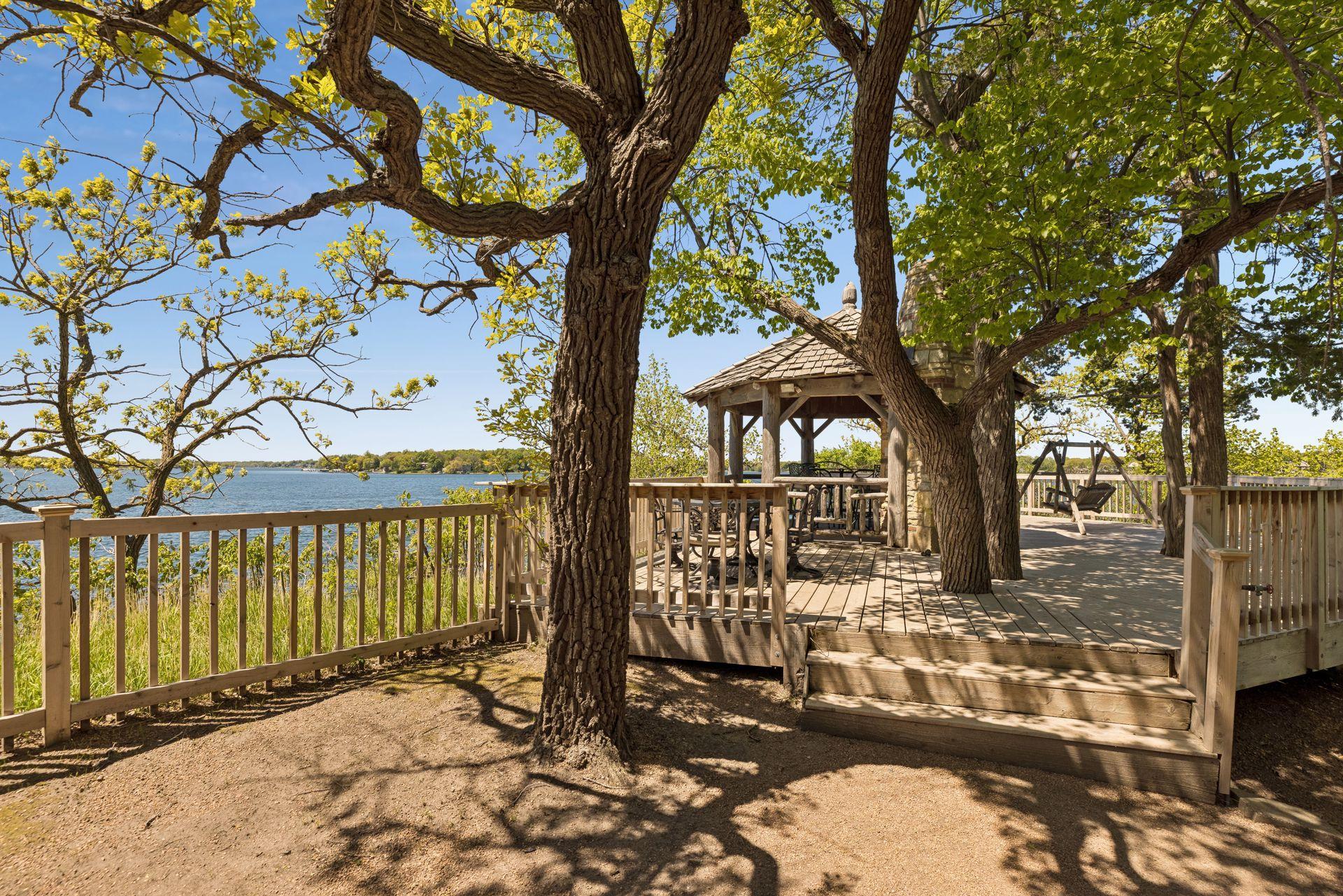 45 Clay Cliffe Drive