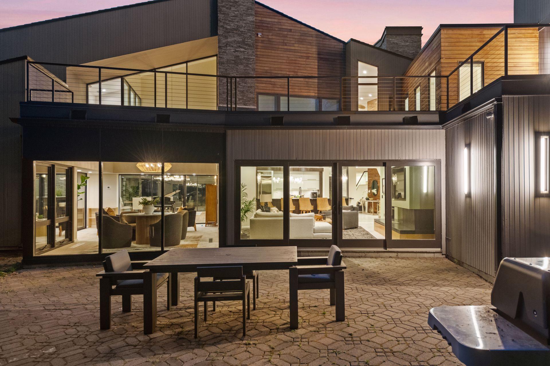 45 Clay Cliffe Drive