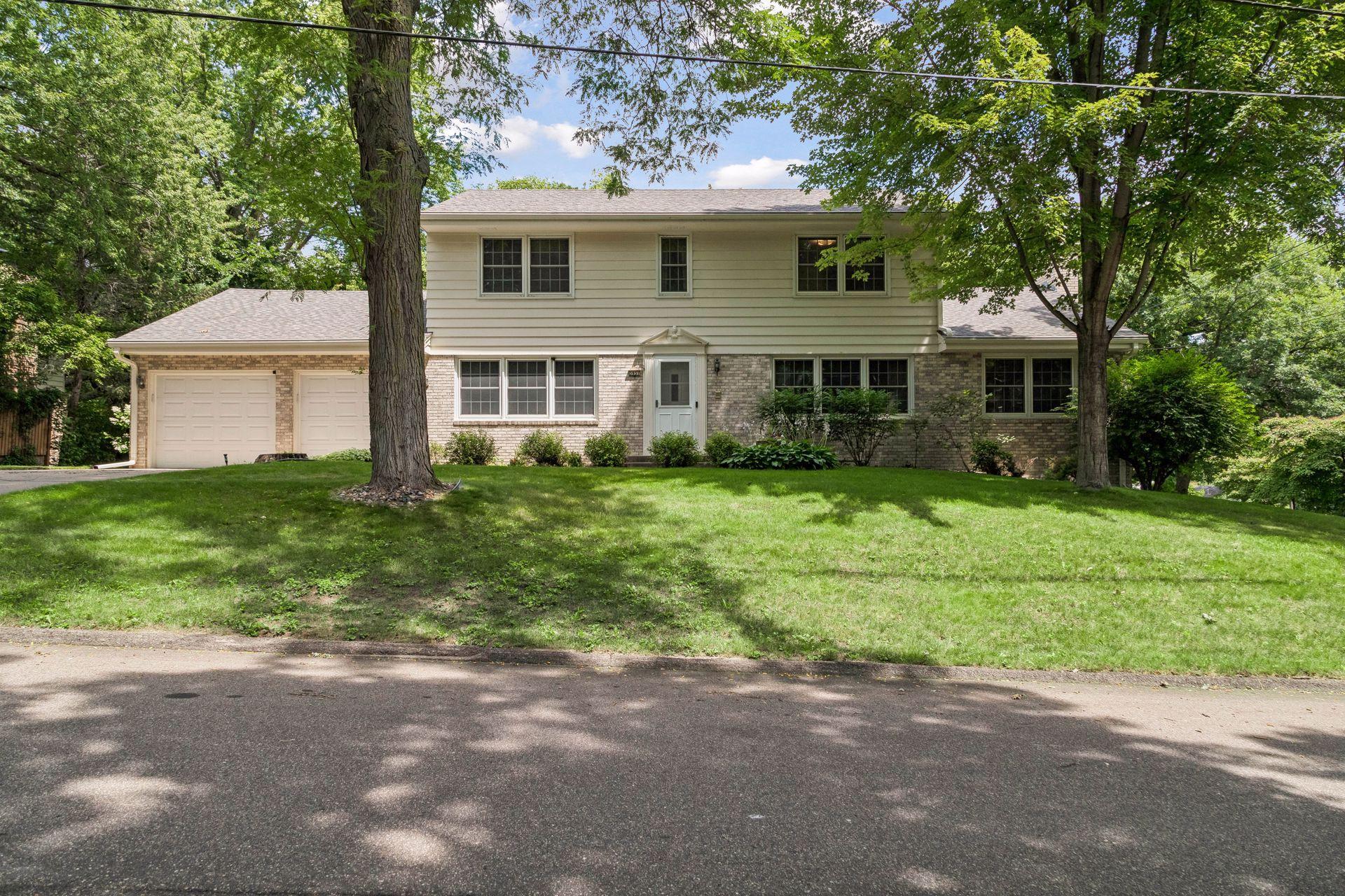 3931 Huntingdon Drive