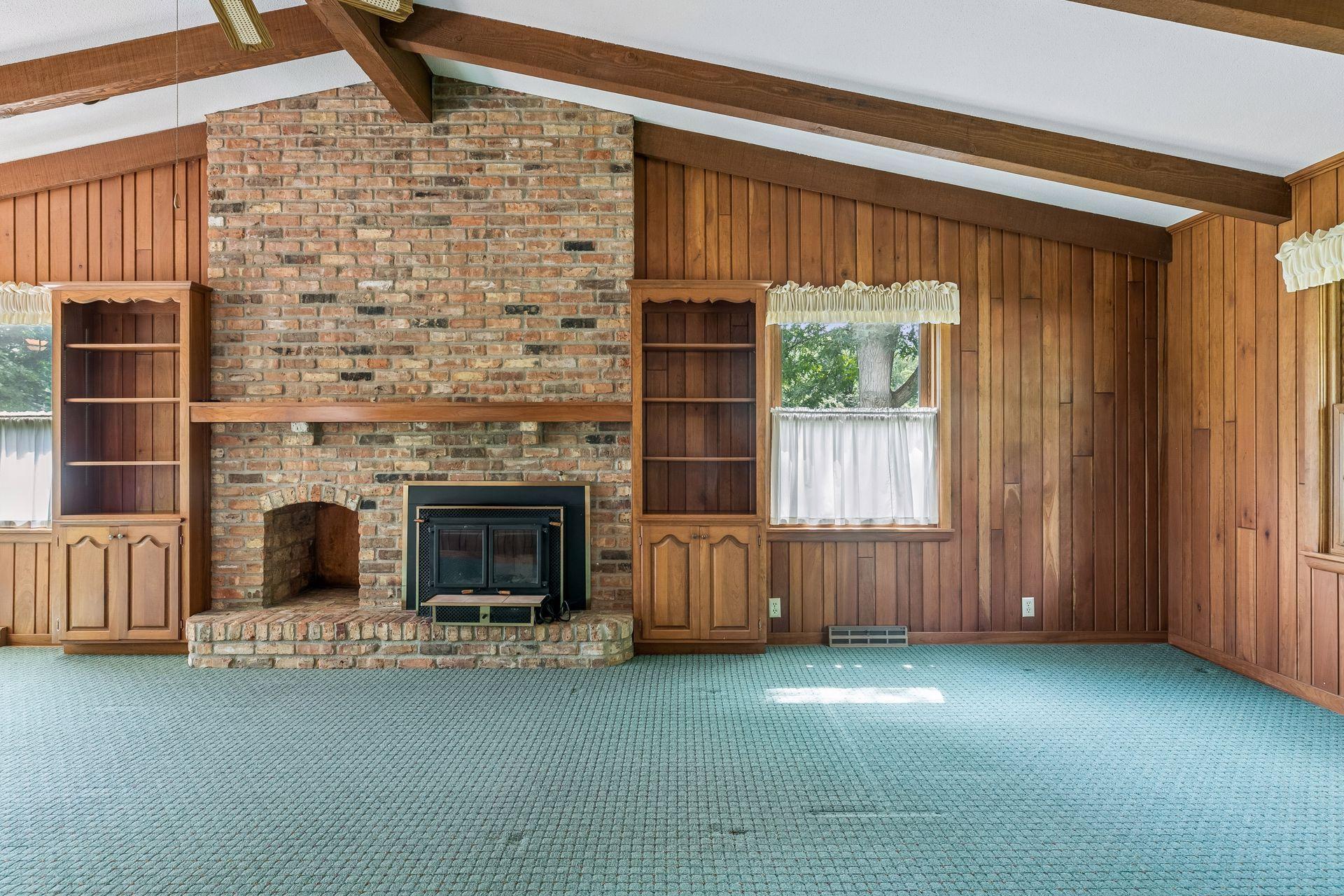 3931 Huntingdon Drive