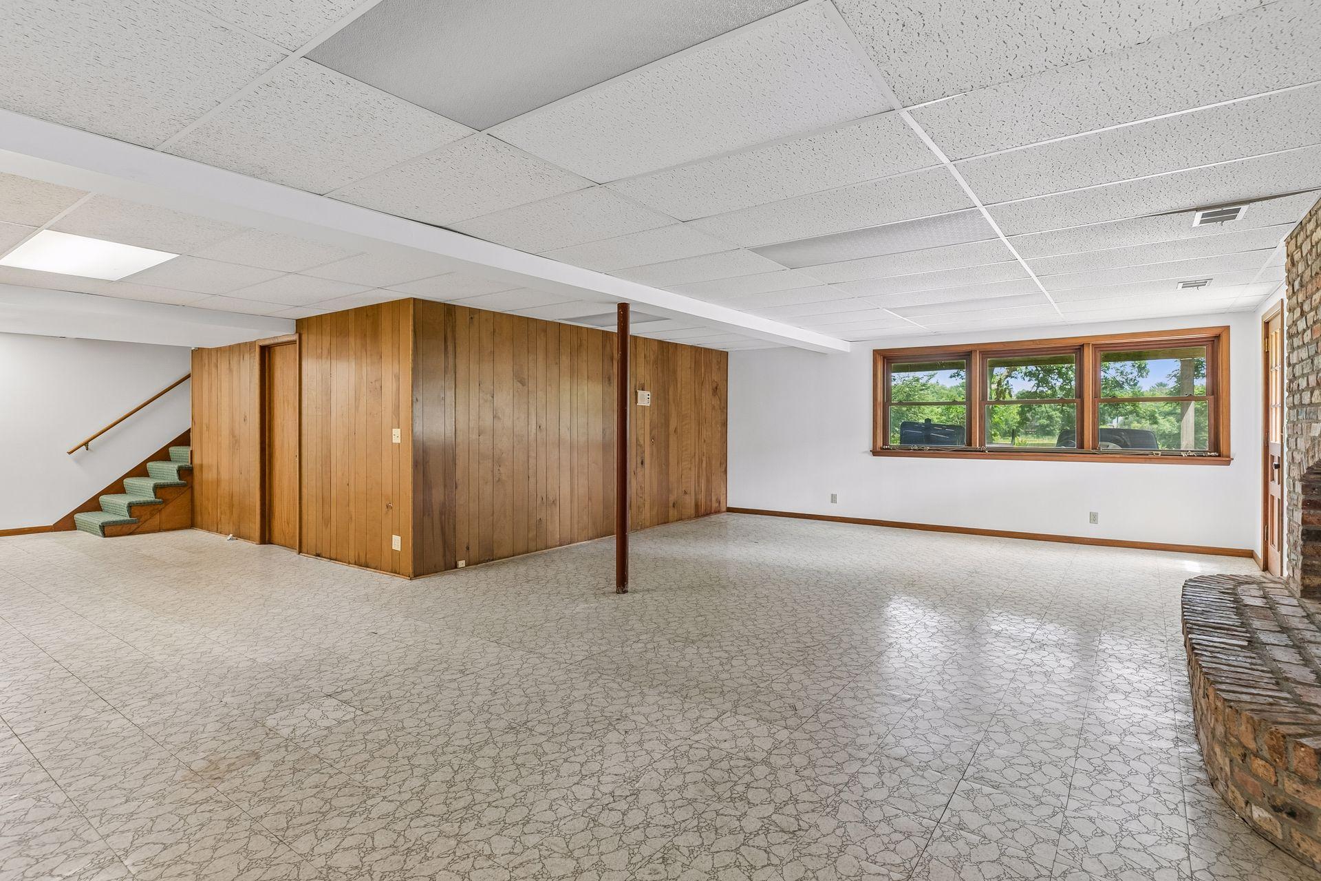 3931 Huntingdon Drive