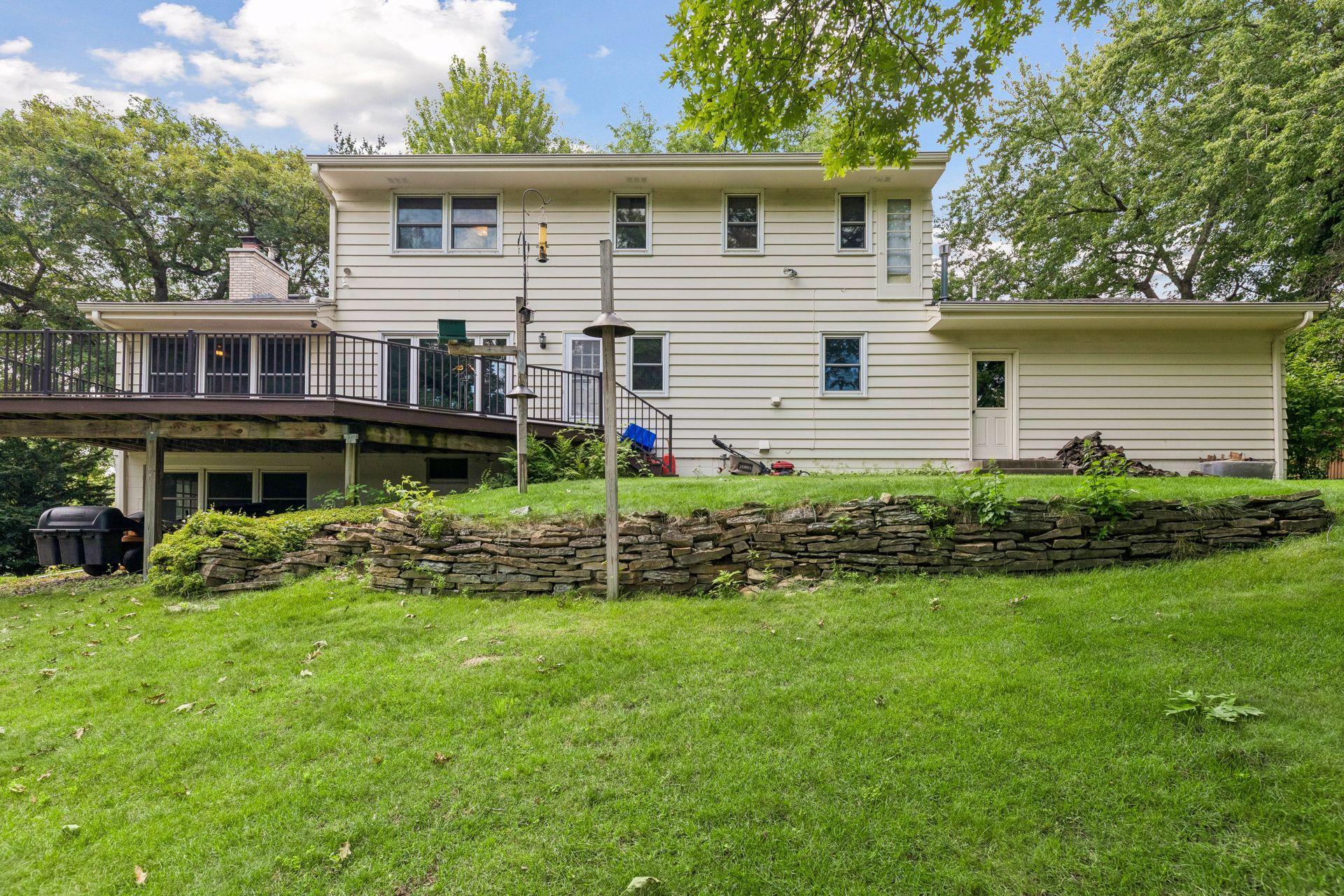 3931 Huntingdon Drive