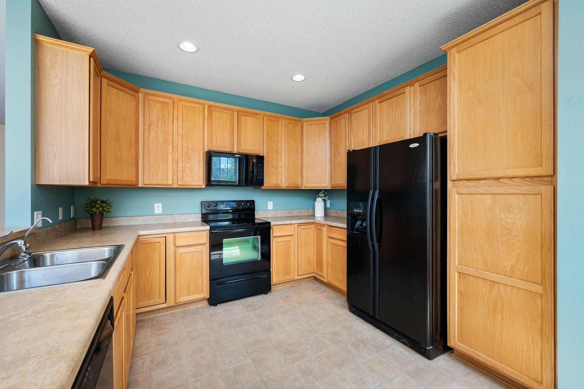 11808 Emery Village Drive N