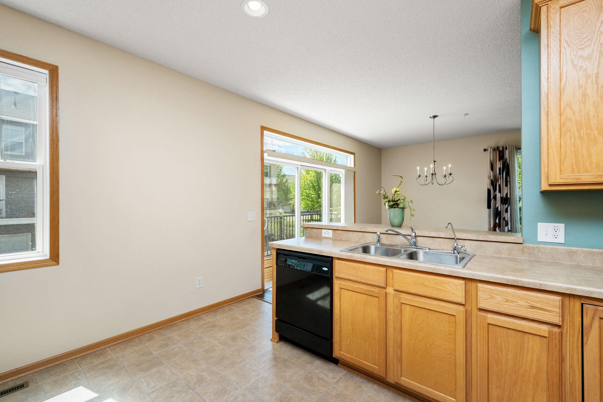 11808 Emery Village Drive N