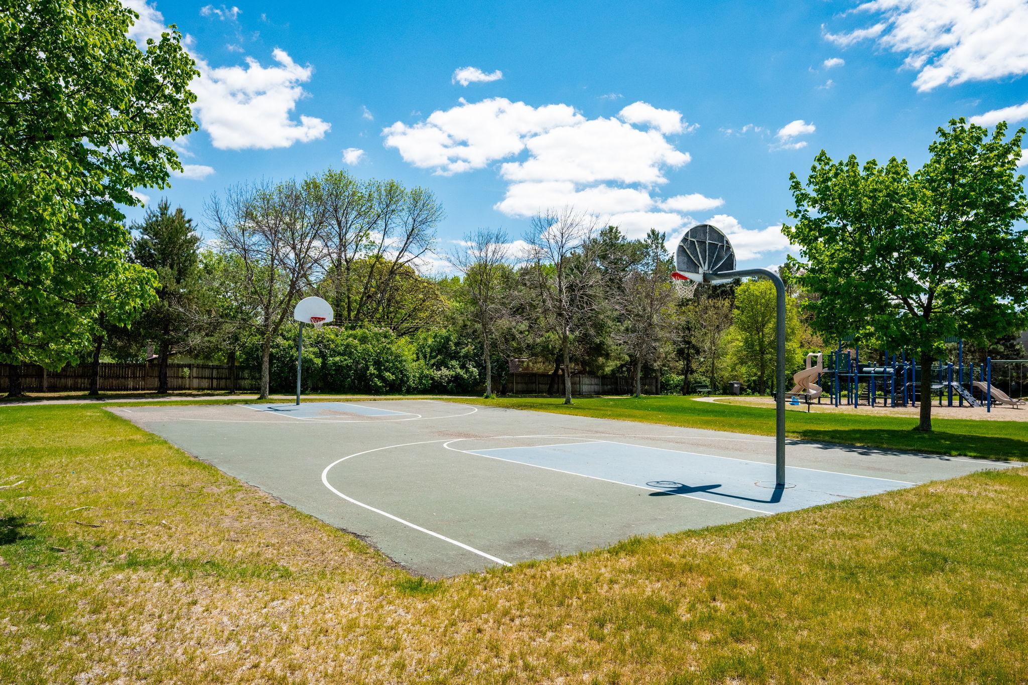 11808 Emery Village Drive N