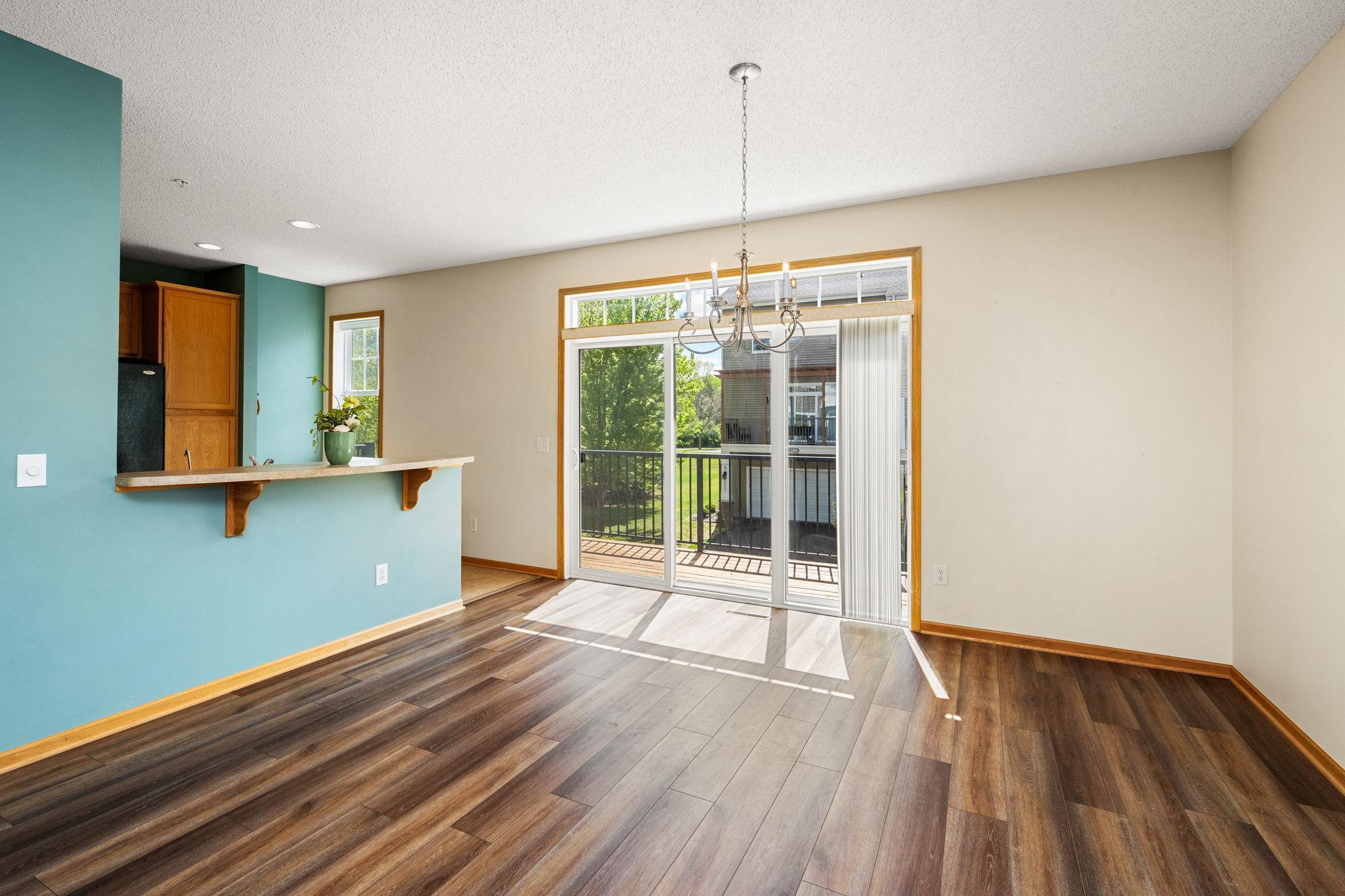 11808 Emery Village Drive N