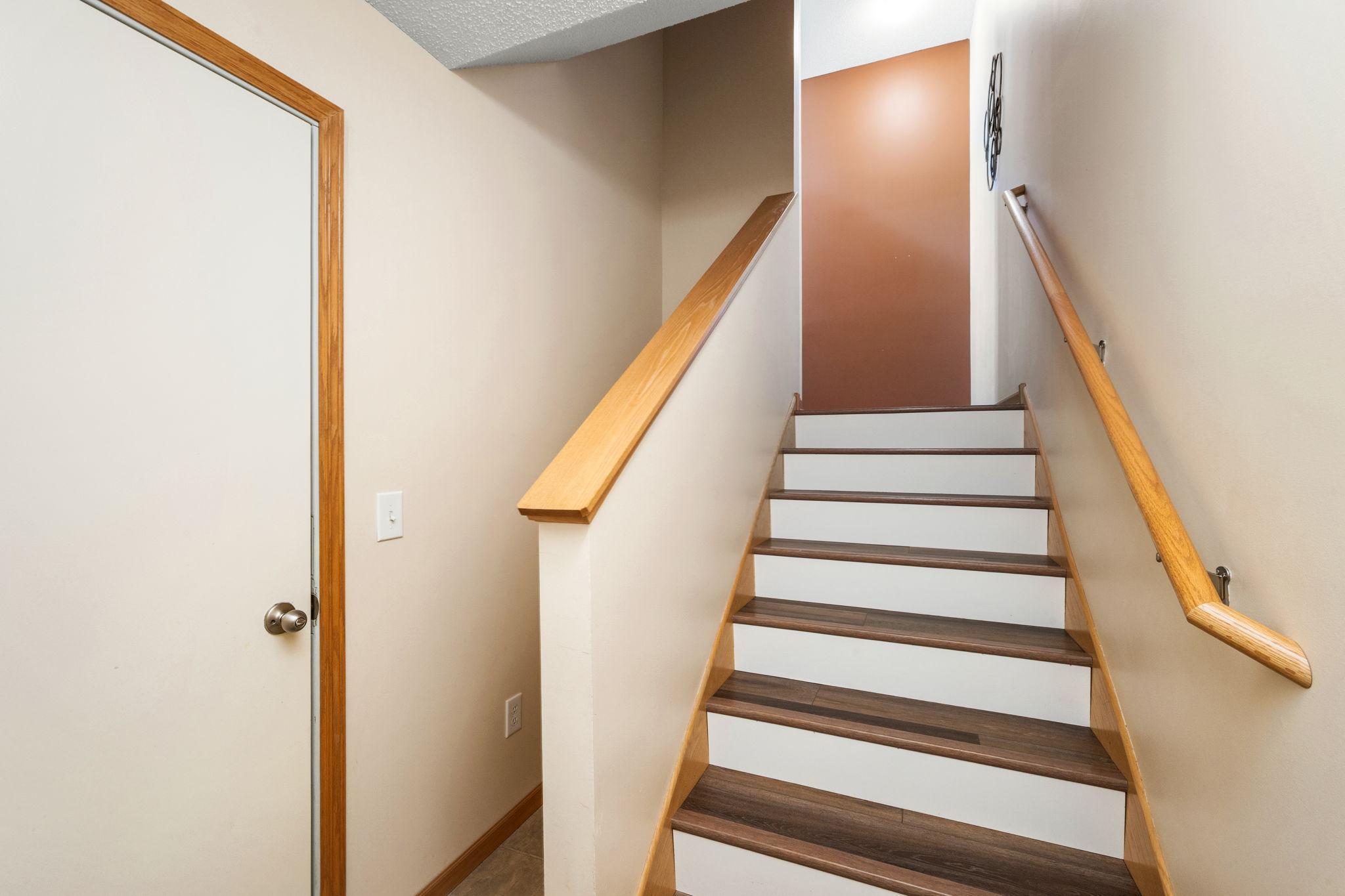 11808 Emery Village Drive N