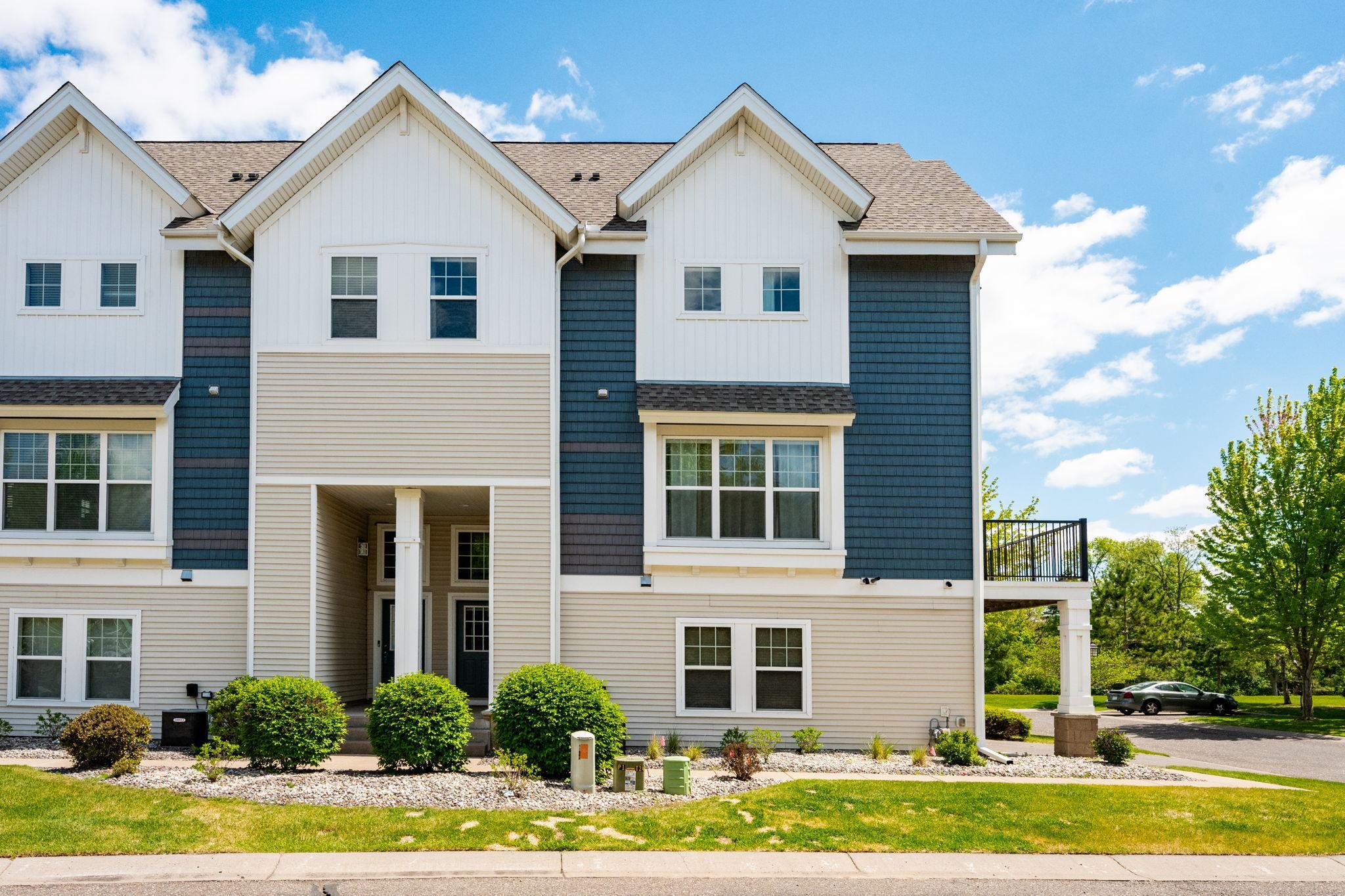 11808 Emery Village Drive N