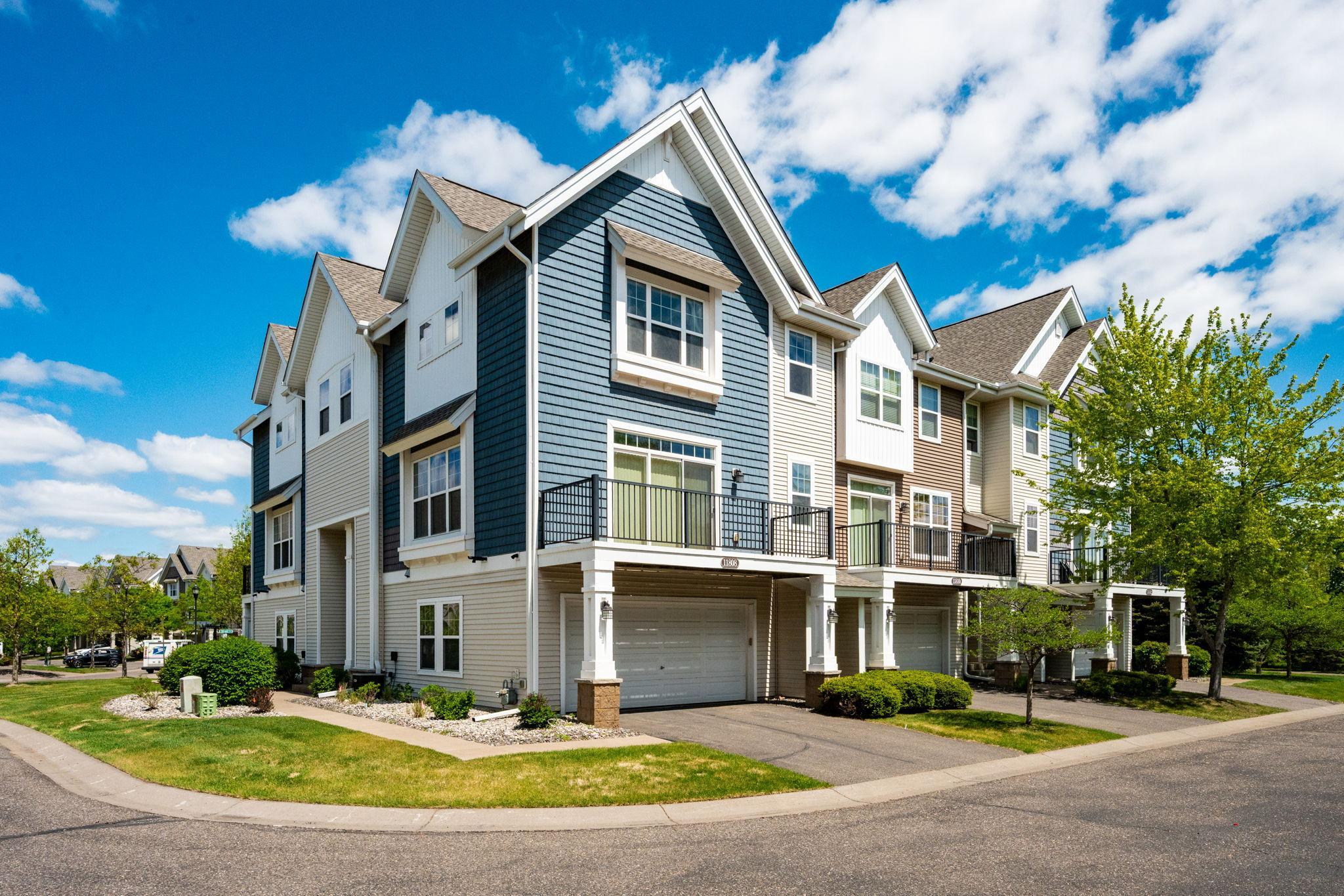 11808 Emery Village Drive N