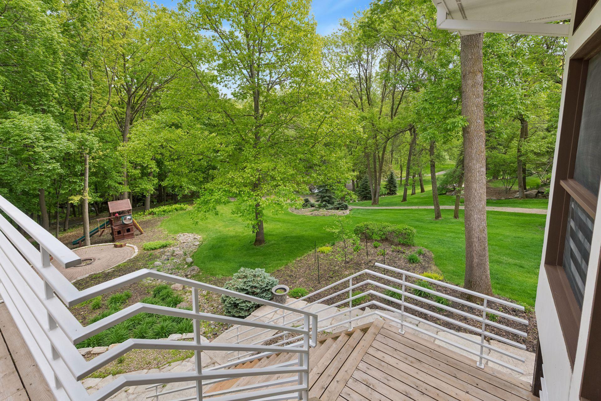 4355 Trillium Lane W