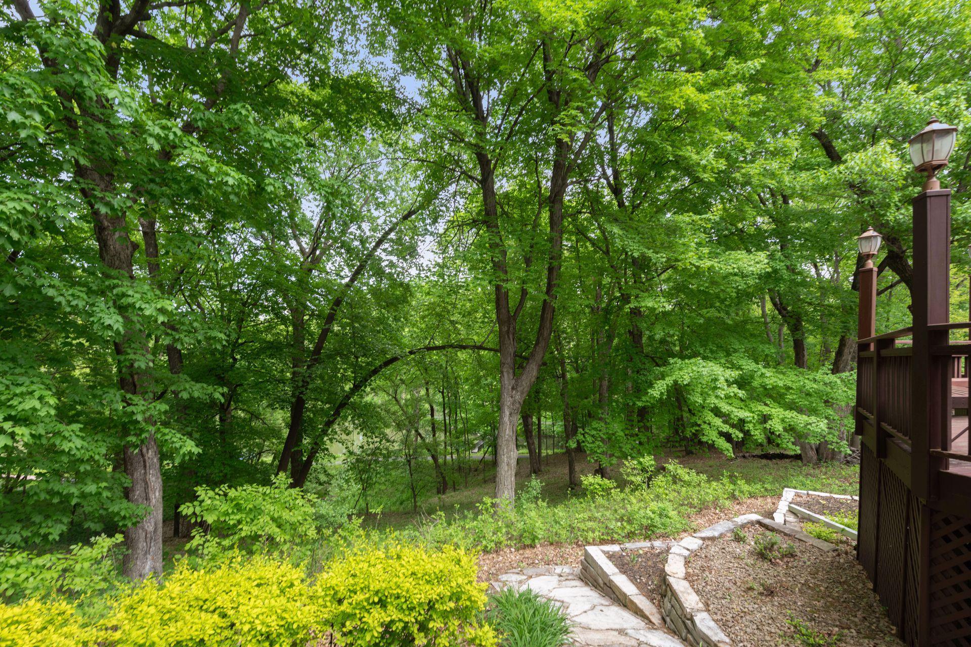 4355 Trillium Lane W