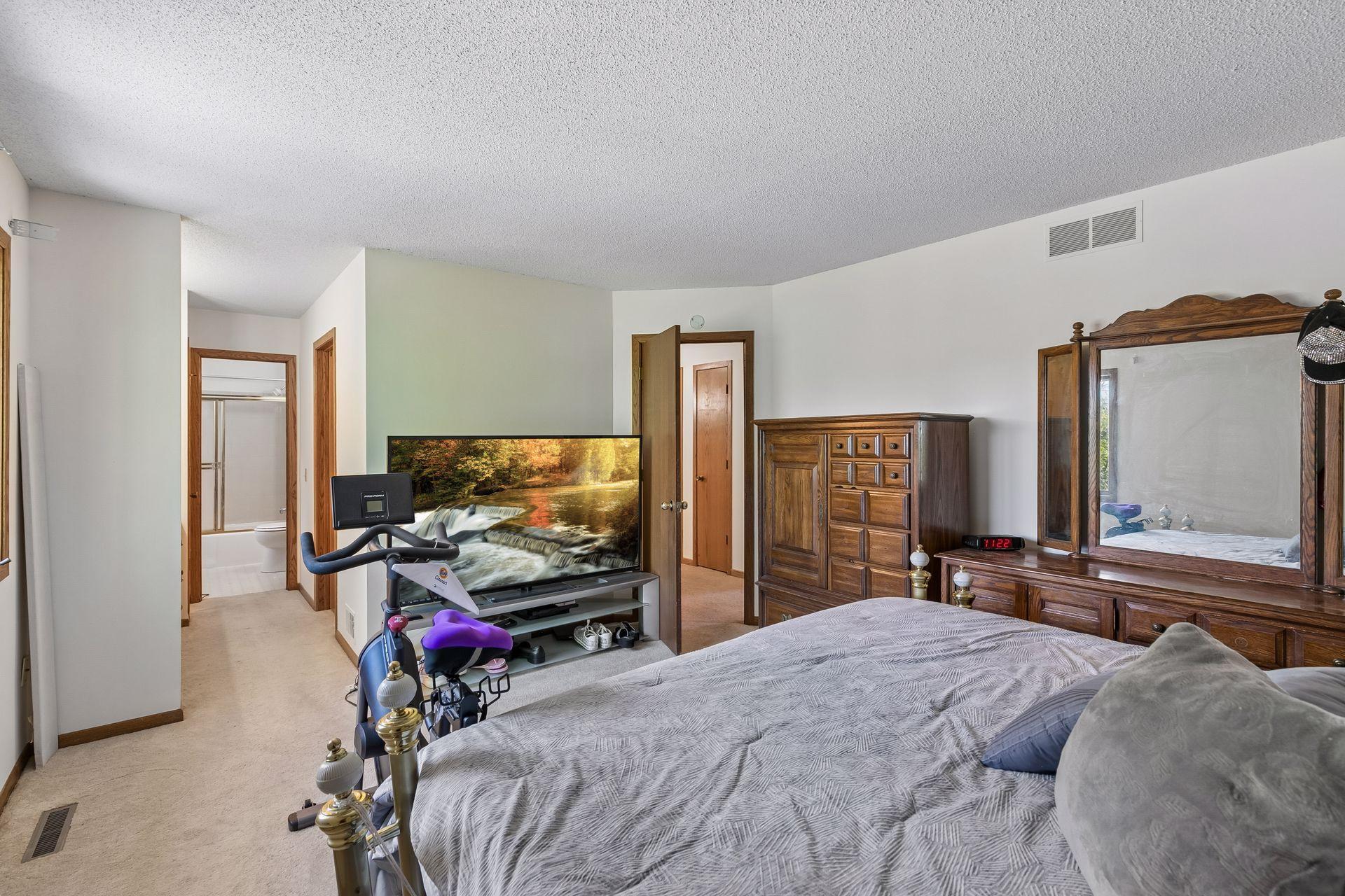 17088 Hamilton Drive