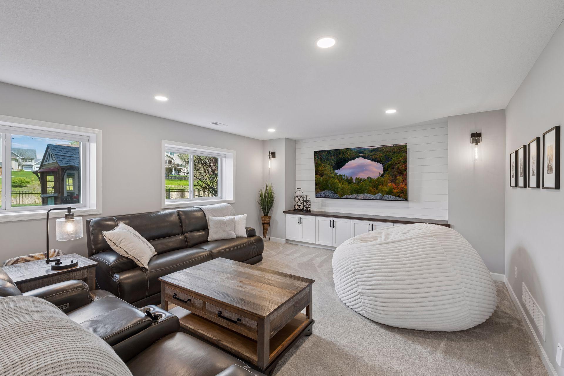 2109 Valley Creek Lane
