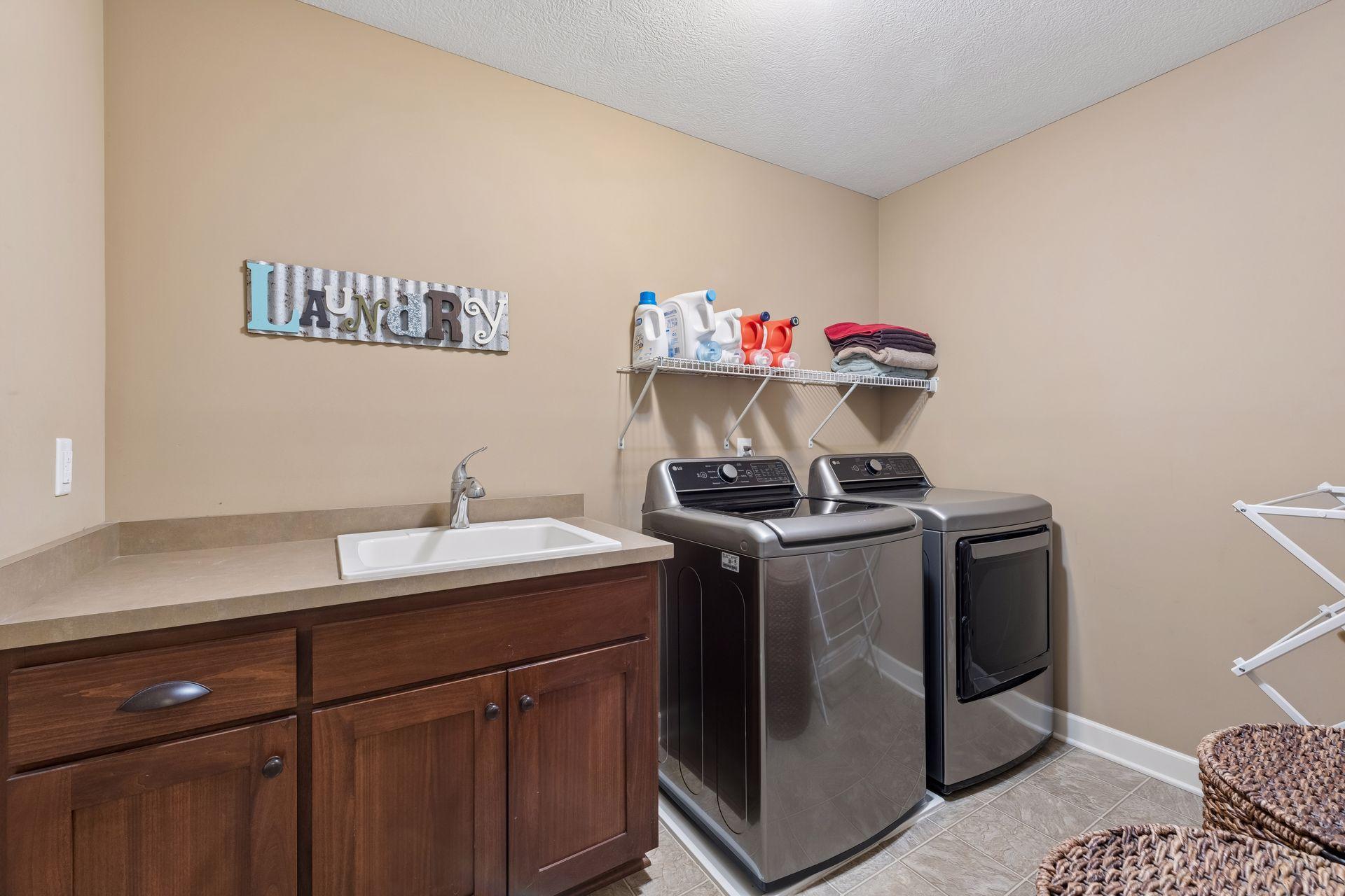 2109 Valley Creek Lane