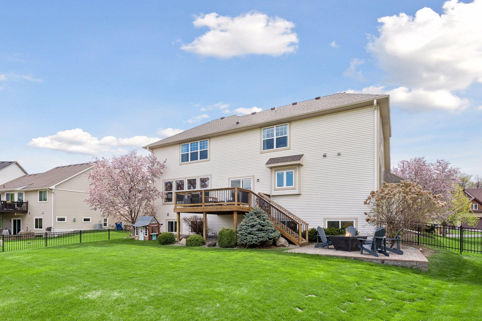 2109 Valley Creek Lane