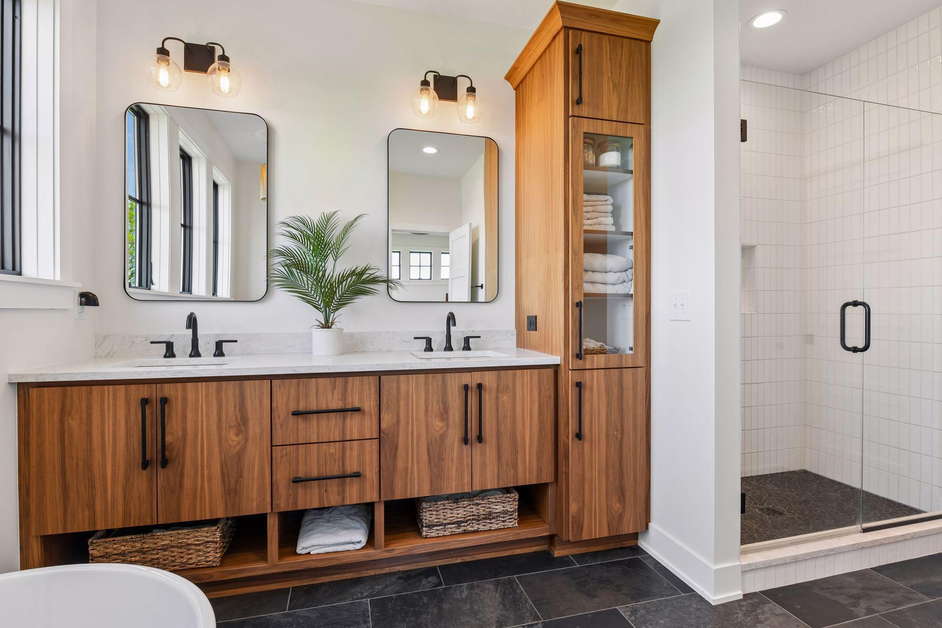 8182 Waterset Circle