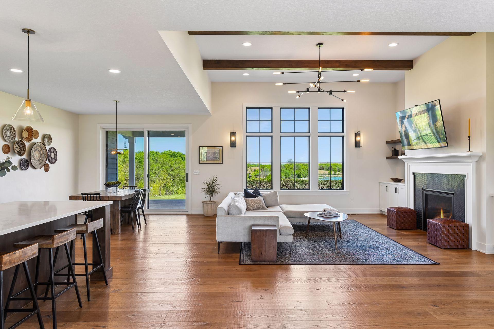 8182 Waterset Circle