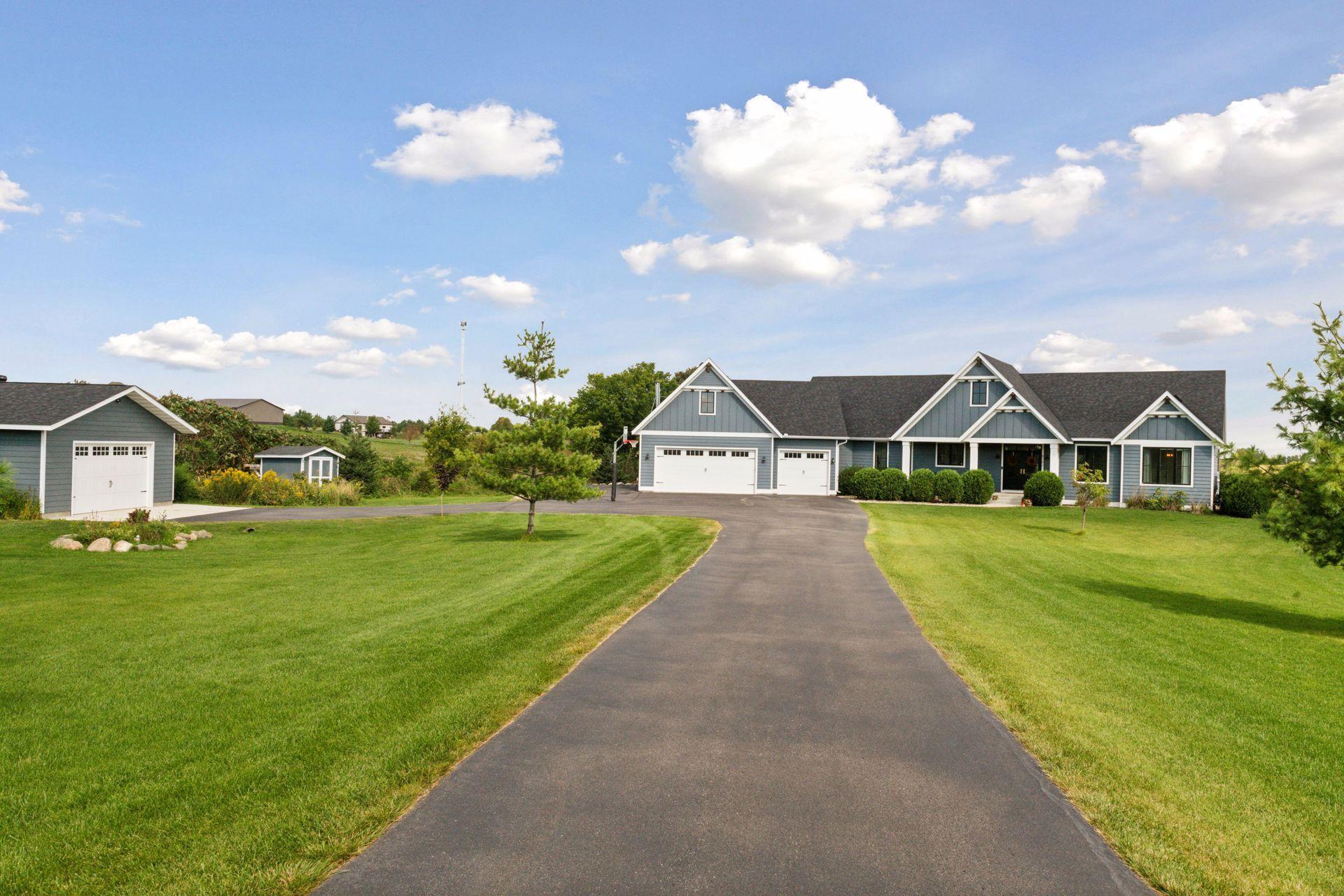 8182 Waterset Circle