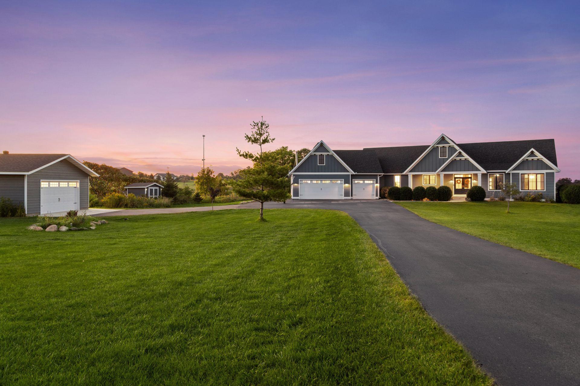 8182 Waterset Circle