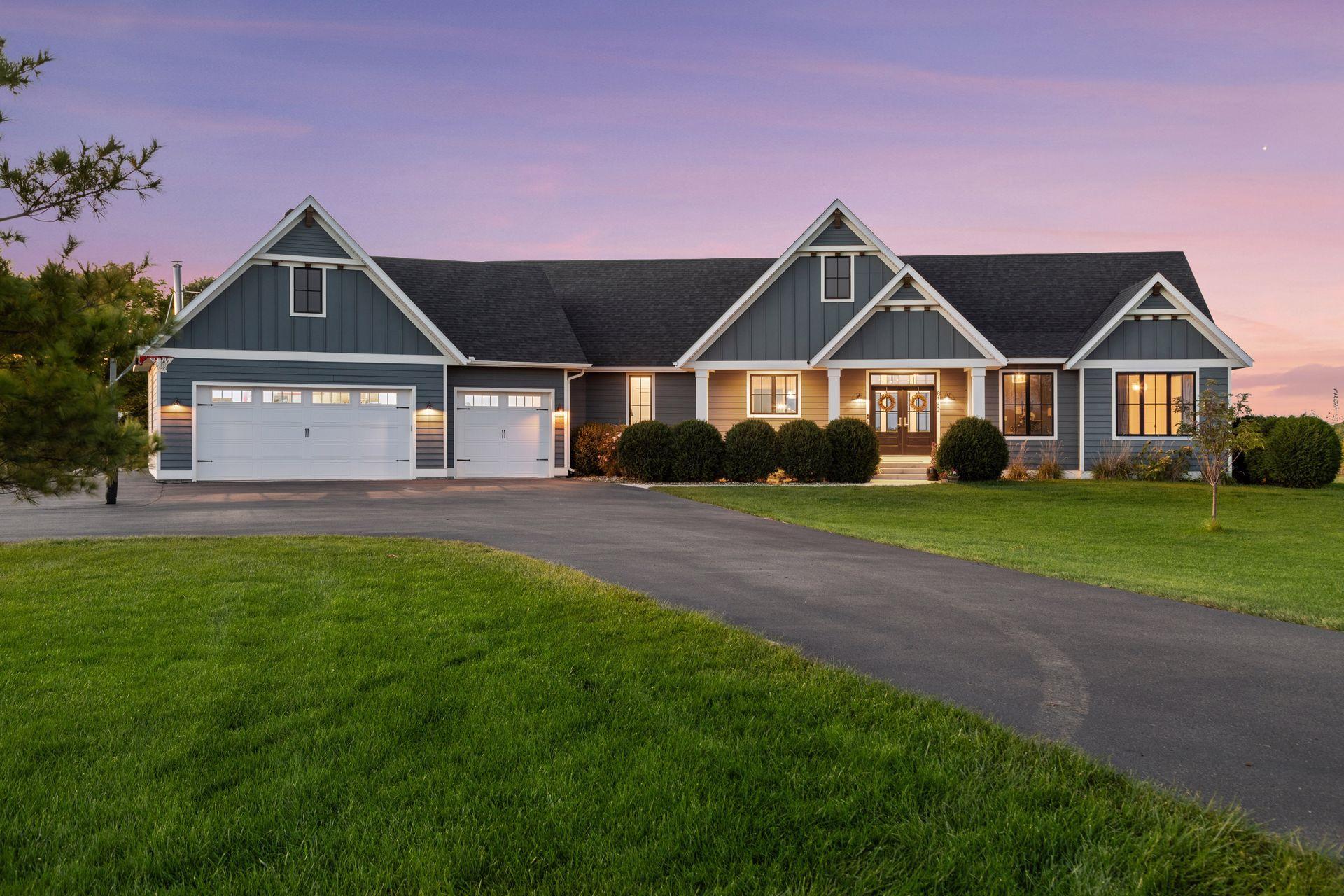 8182 Waterset Circle