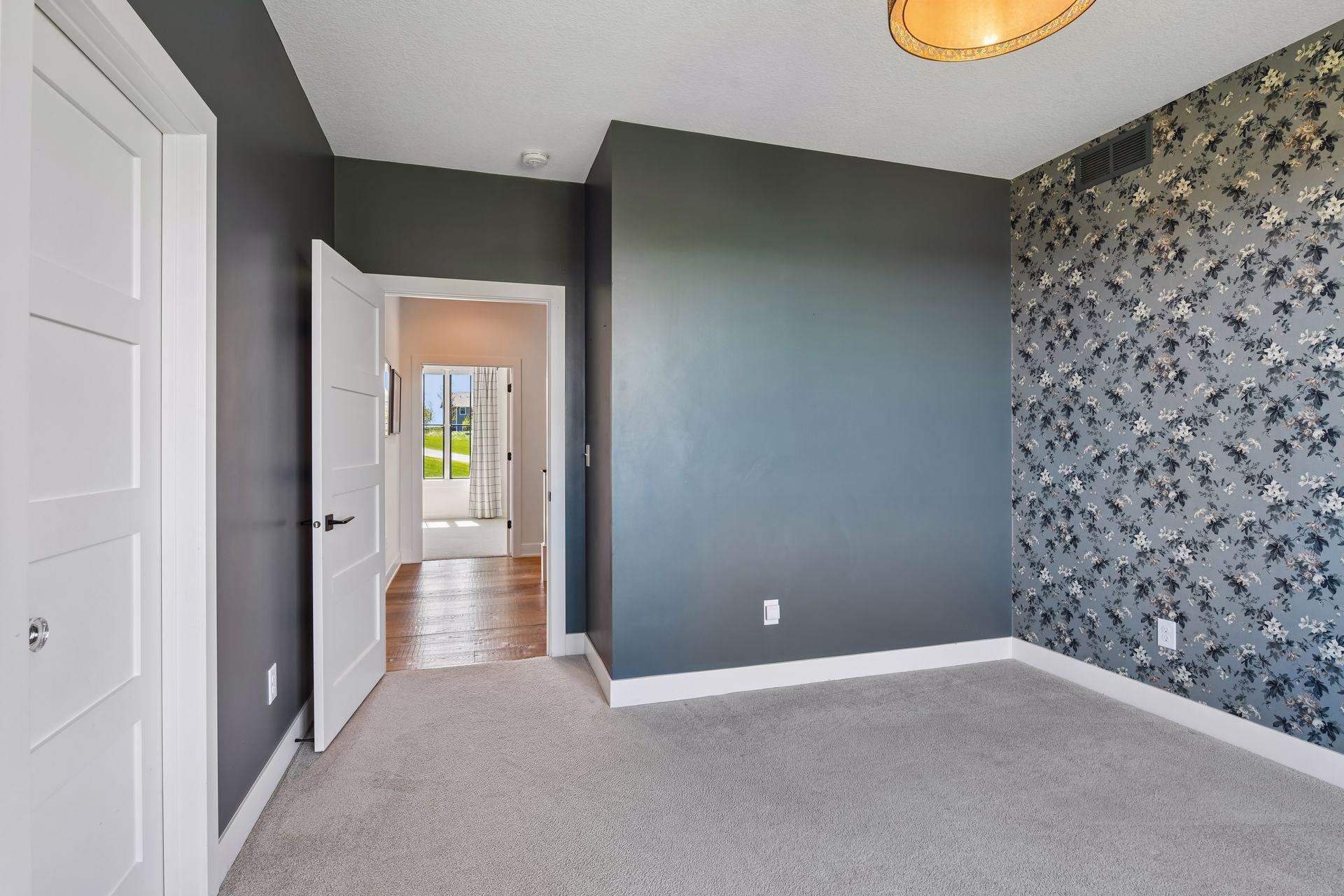 8182 Waterset Circle