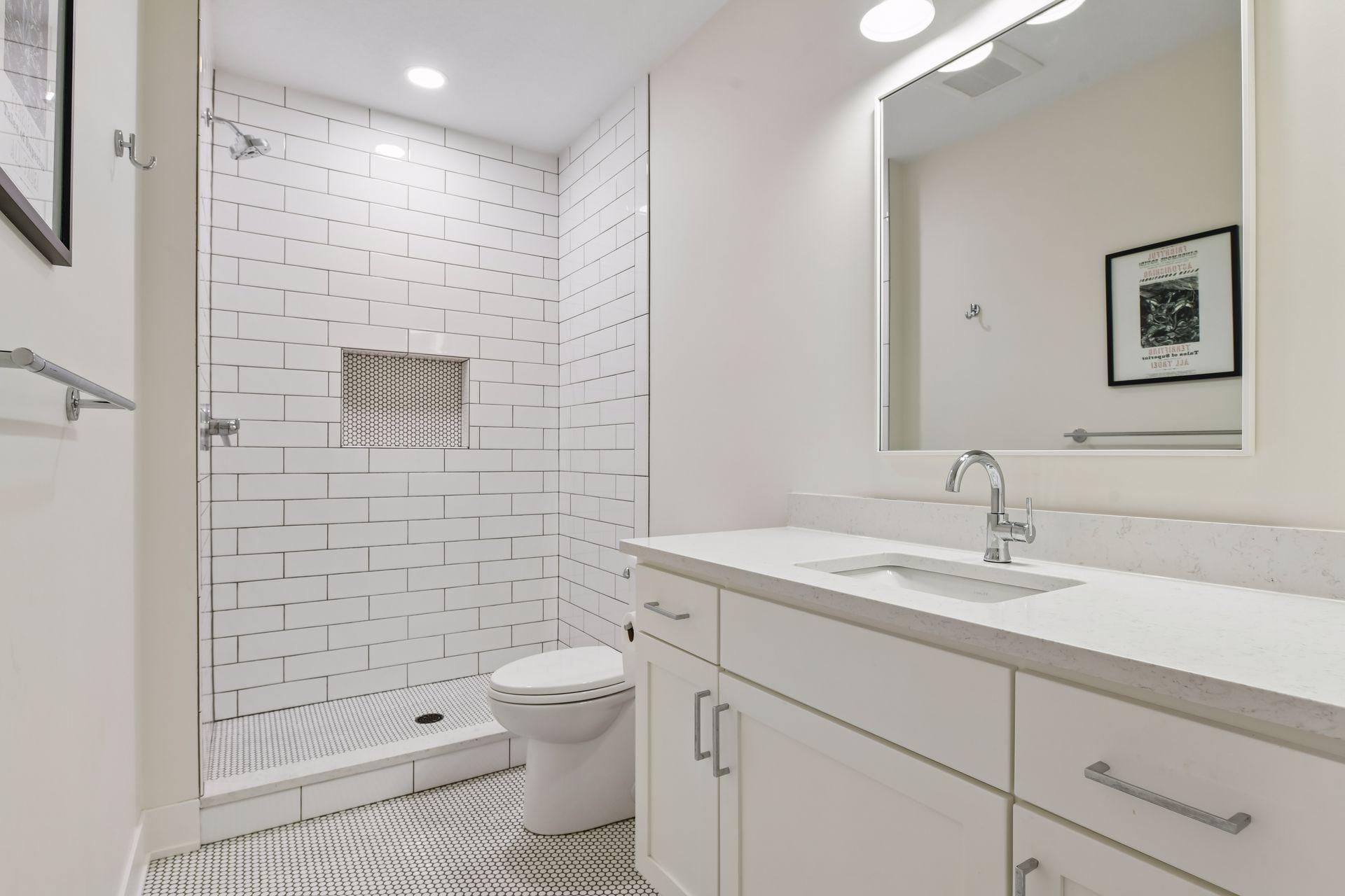 8182 Waterset Circle