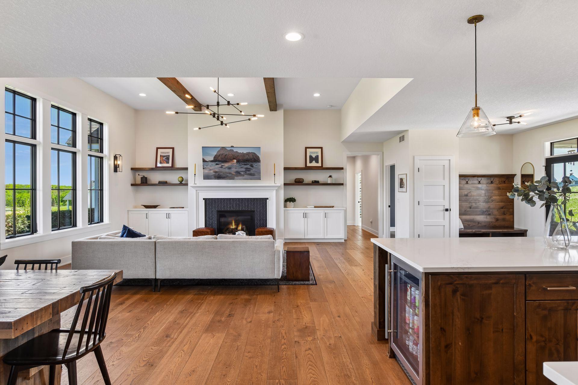 8182 Waterset Circle