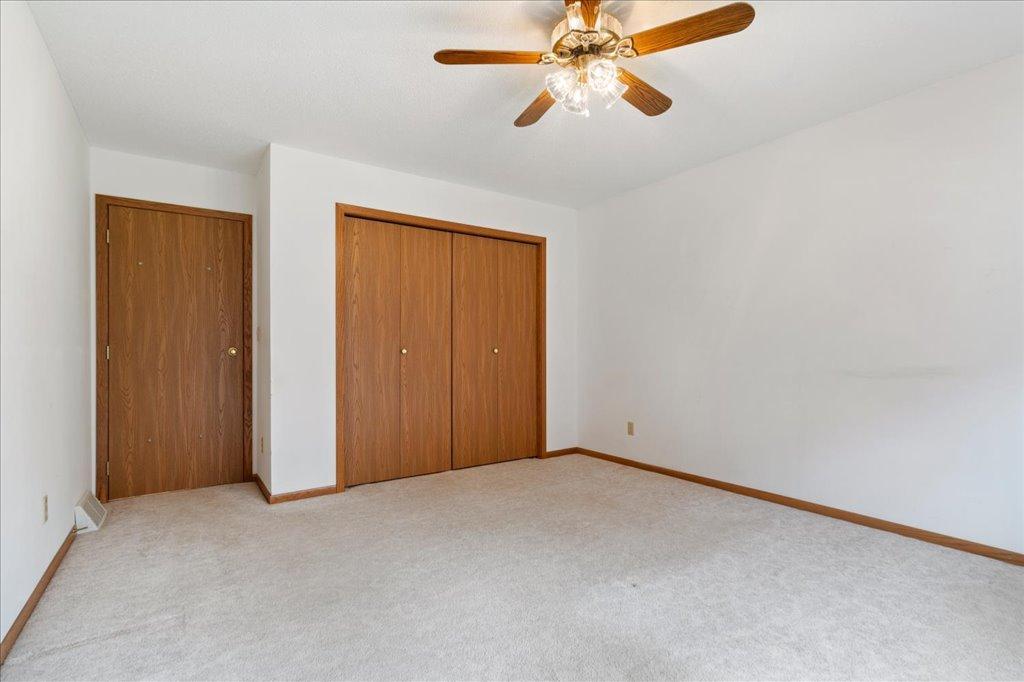 2401 Hillcrest Drive