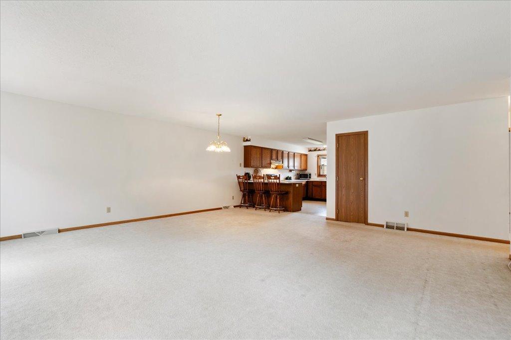 2401 Hillcrest Drive