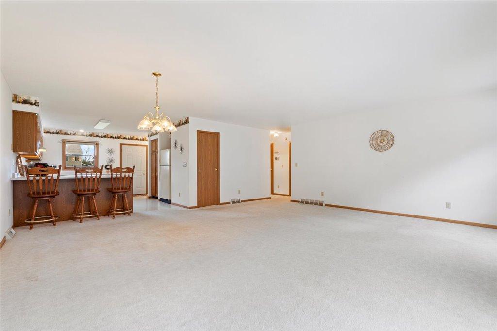 2401 Hillcrest Drive