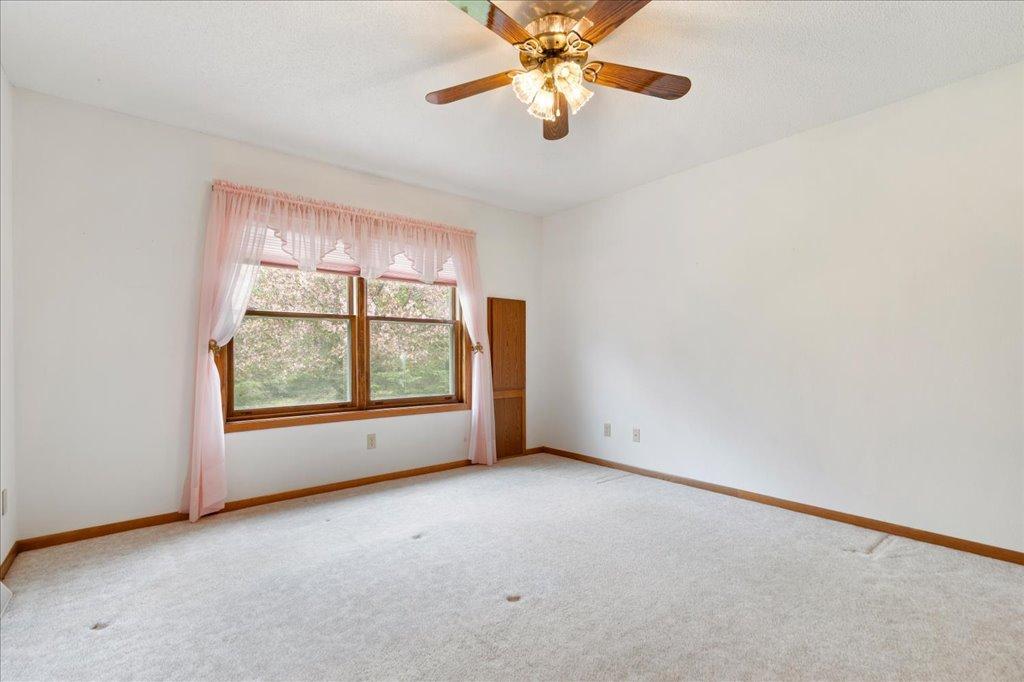 2401 Hillcrest Drive