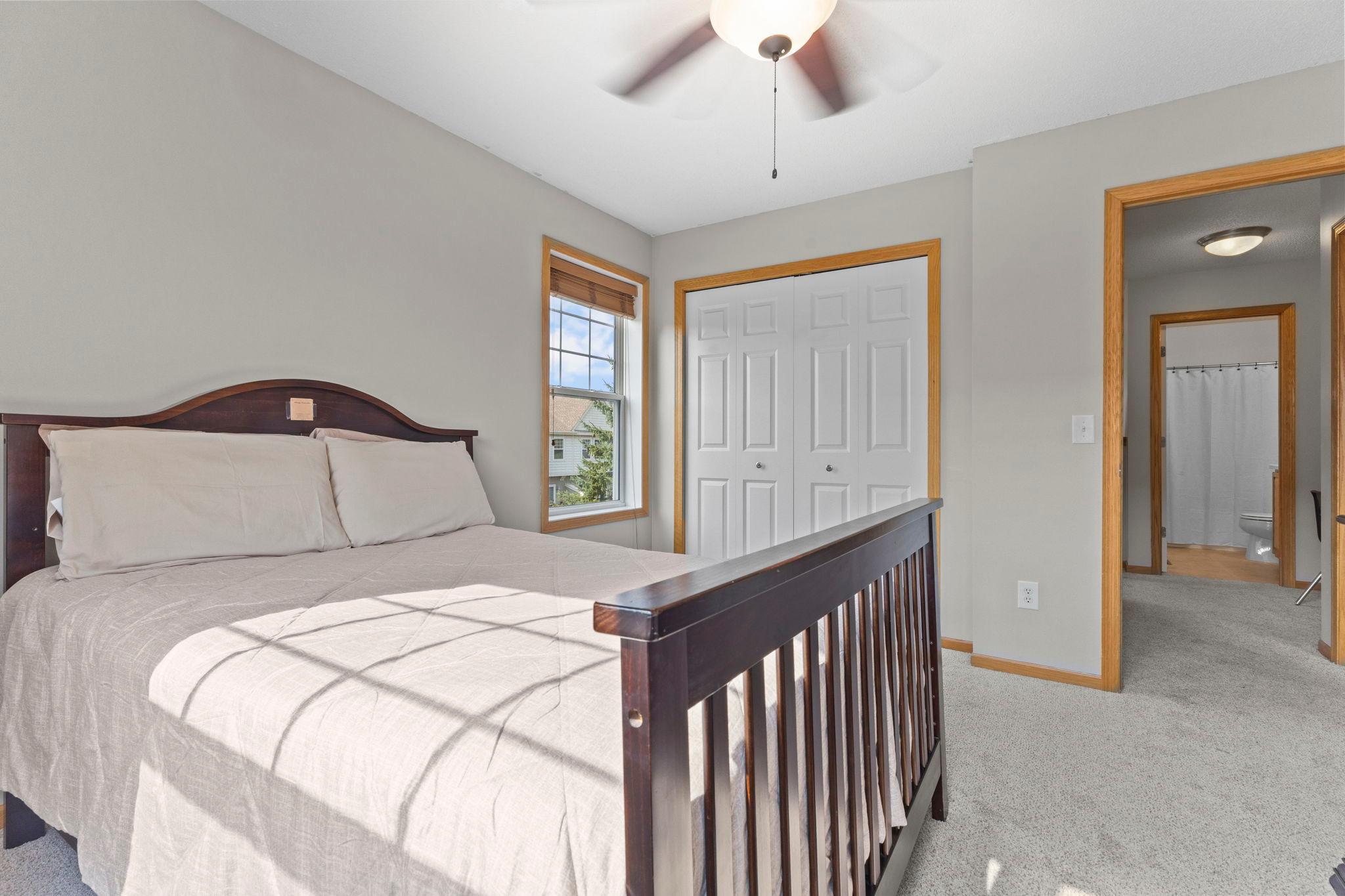 2423 NE 121 Circle NE Unit: F