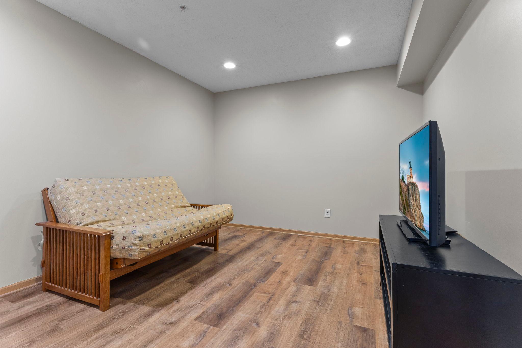 2423 NE 121 Circle NE Unit: F