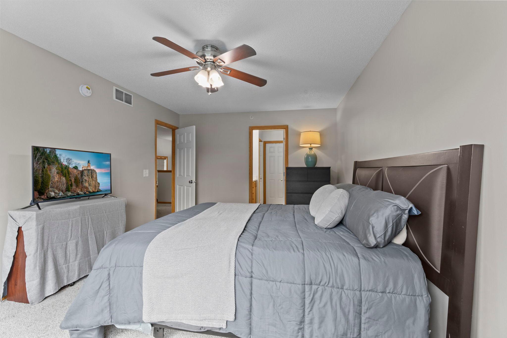2423 NE 121 Circle NE Unit: F