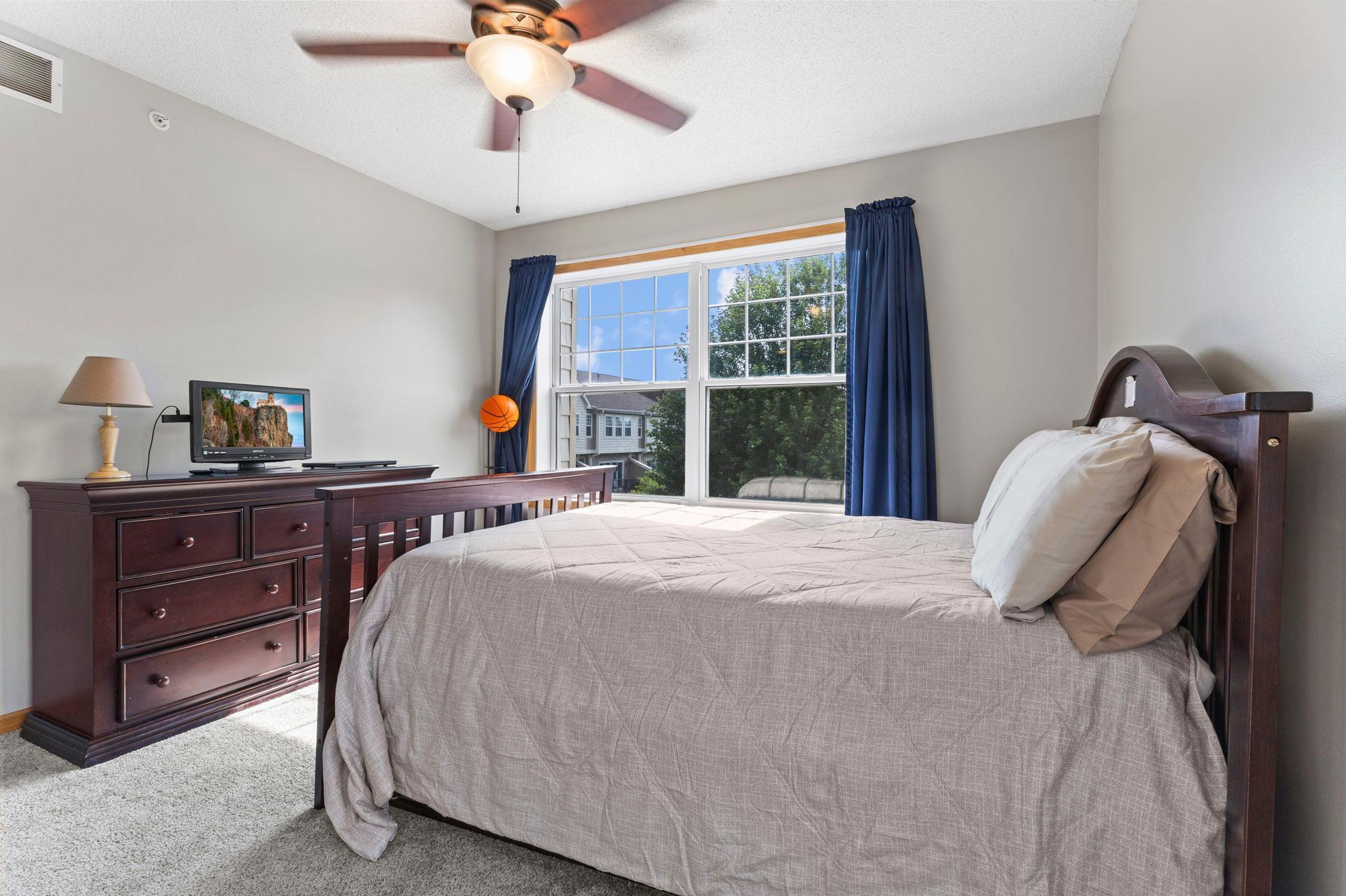 2423 NE 121 Circle NE Unit: F
