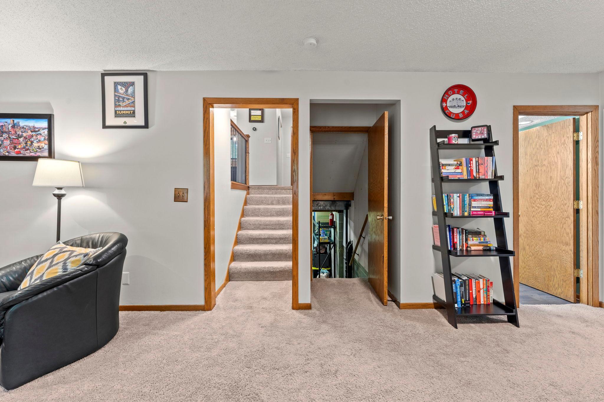 12 Oak Shore Drive