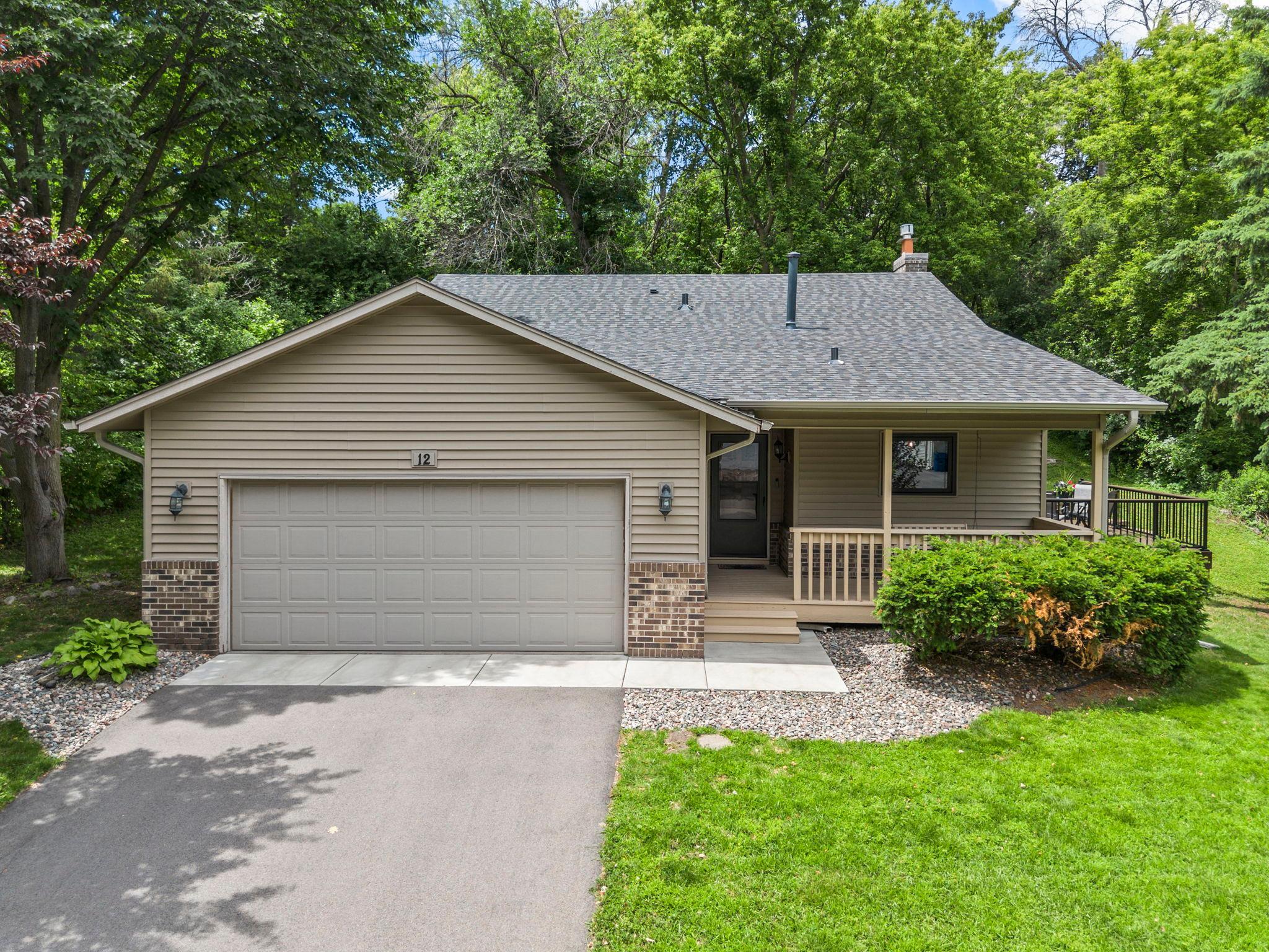 12 Oak Shore Drive