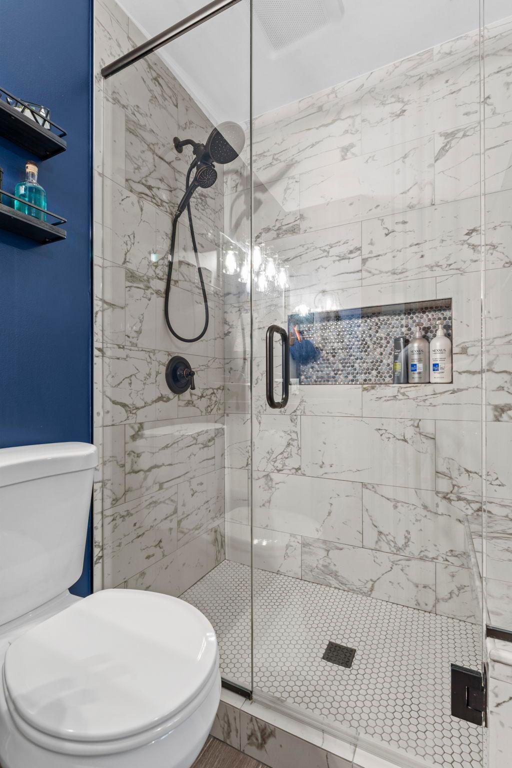 12 Oak Shore Drive