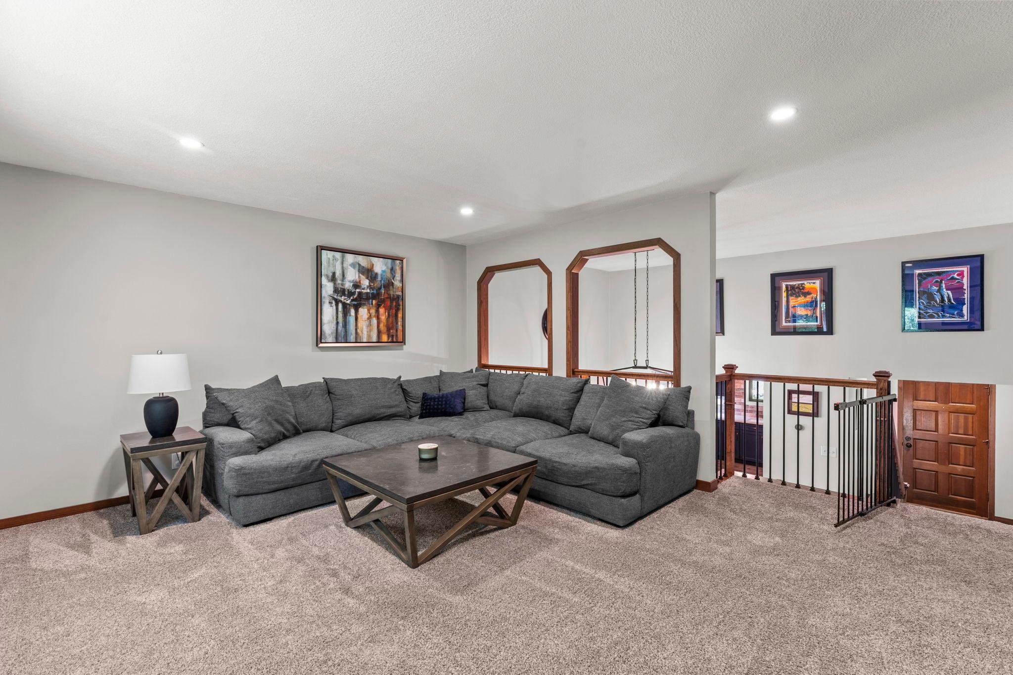 12 Oak Shore Drive