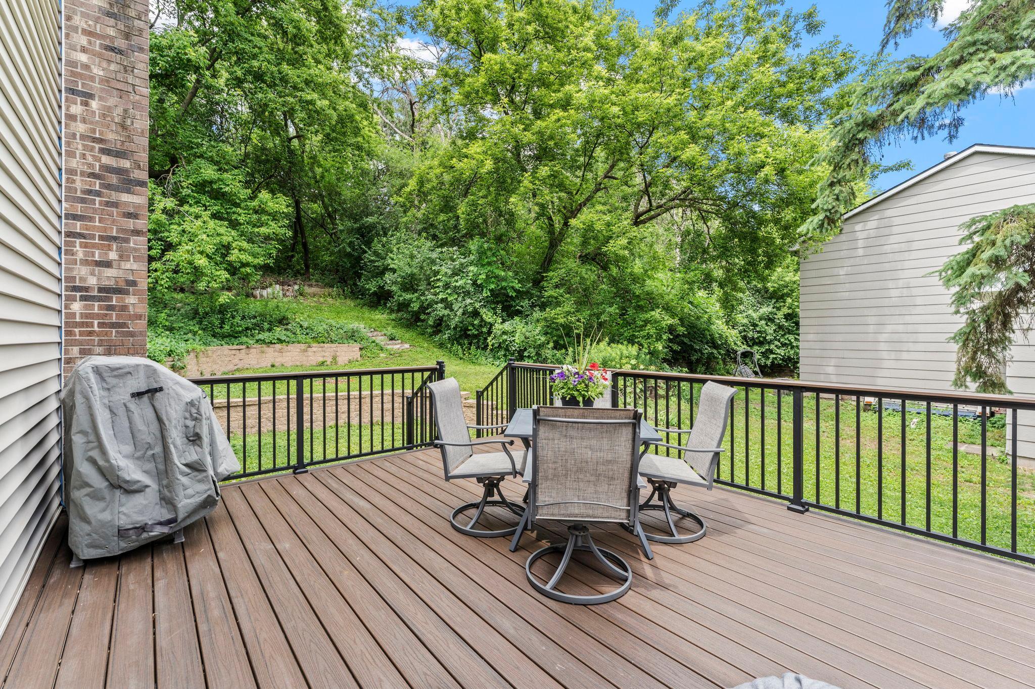 12 Oak Shore Drive