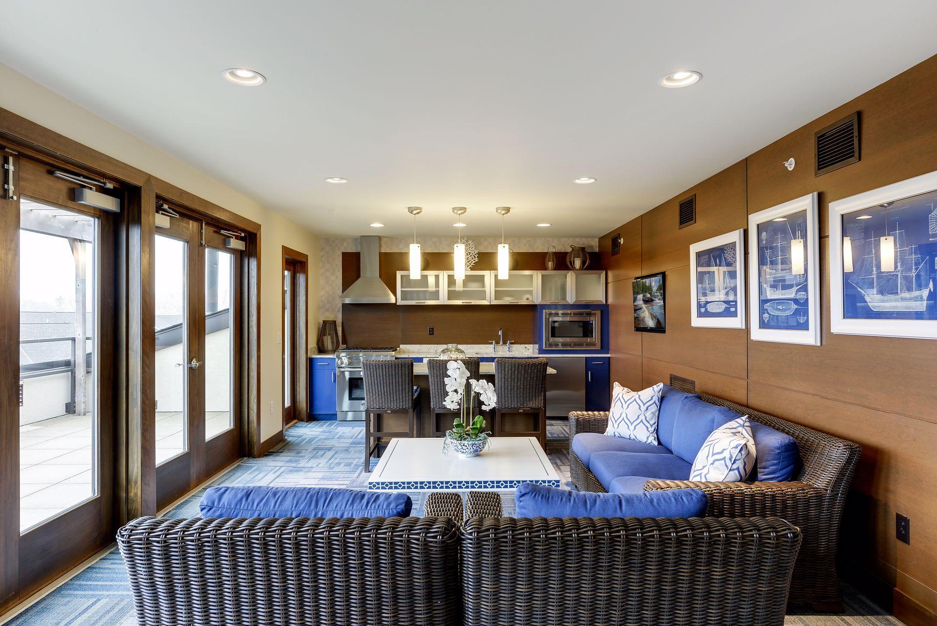 875 Lake Street N Unit: 413