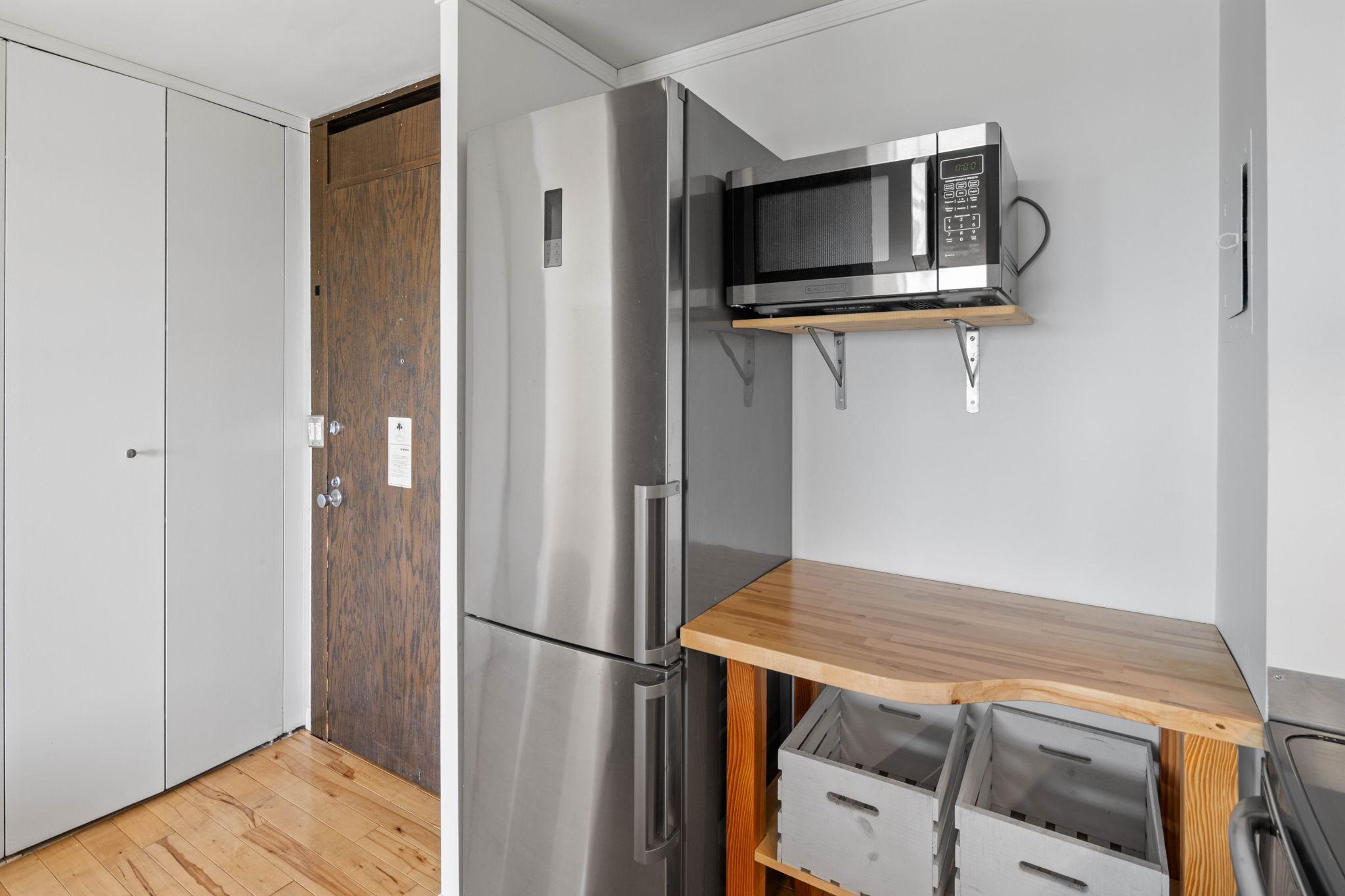 19 S 1st Street Unit: B2706