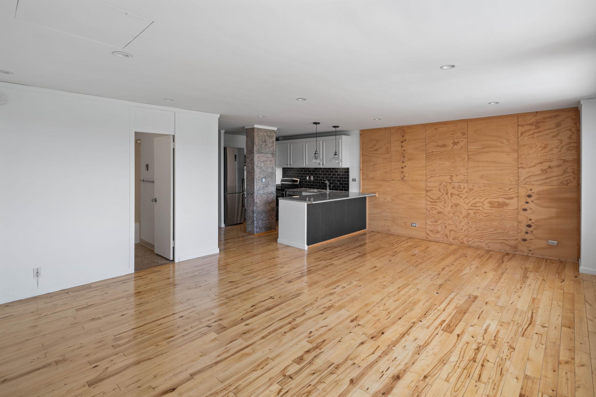19 S 1st Street Unit: B2706