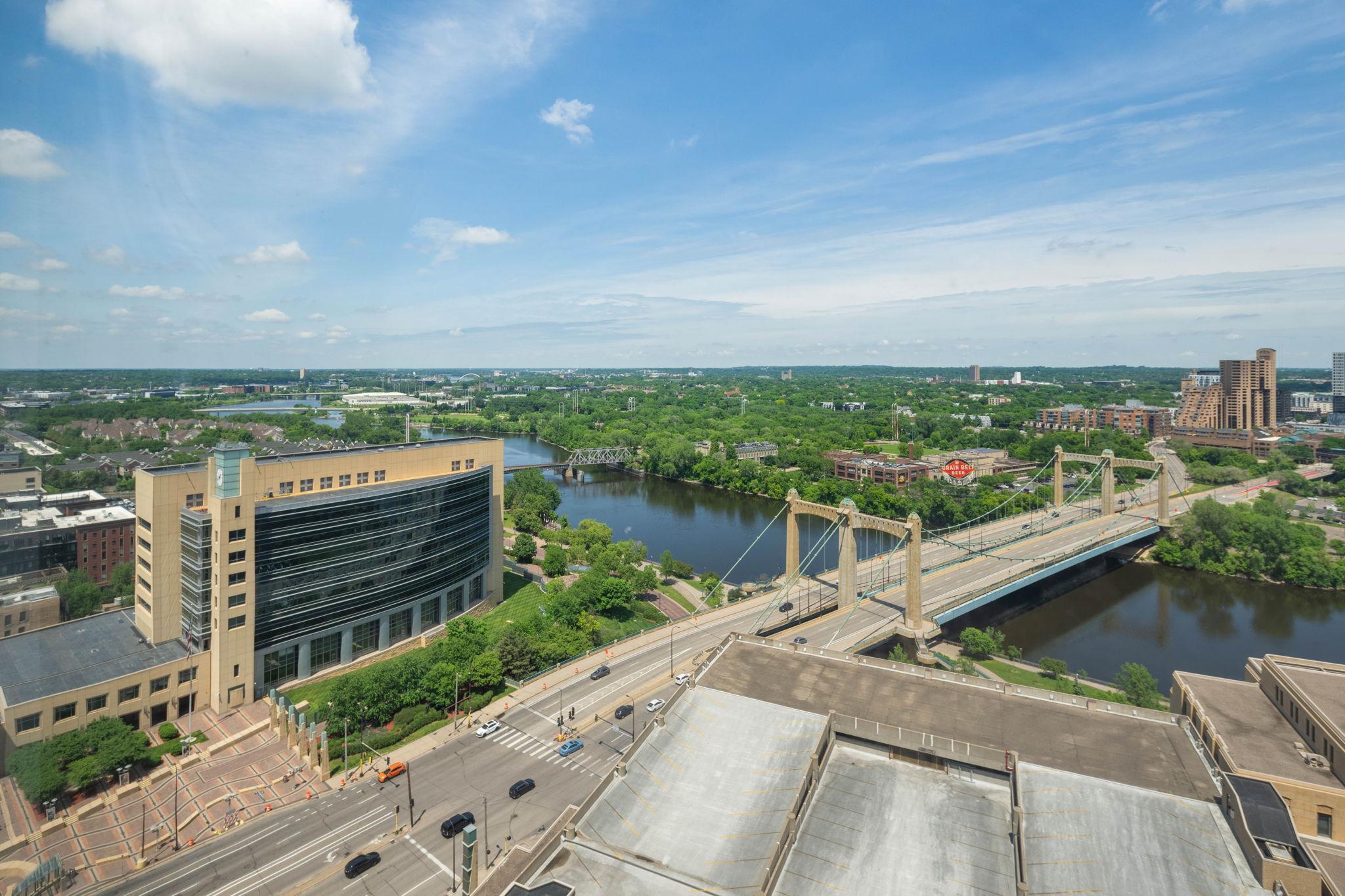 19 S 1st Street Unit: B2706